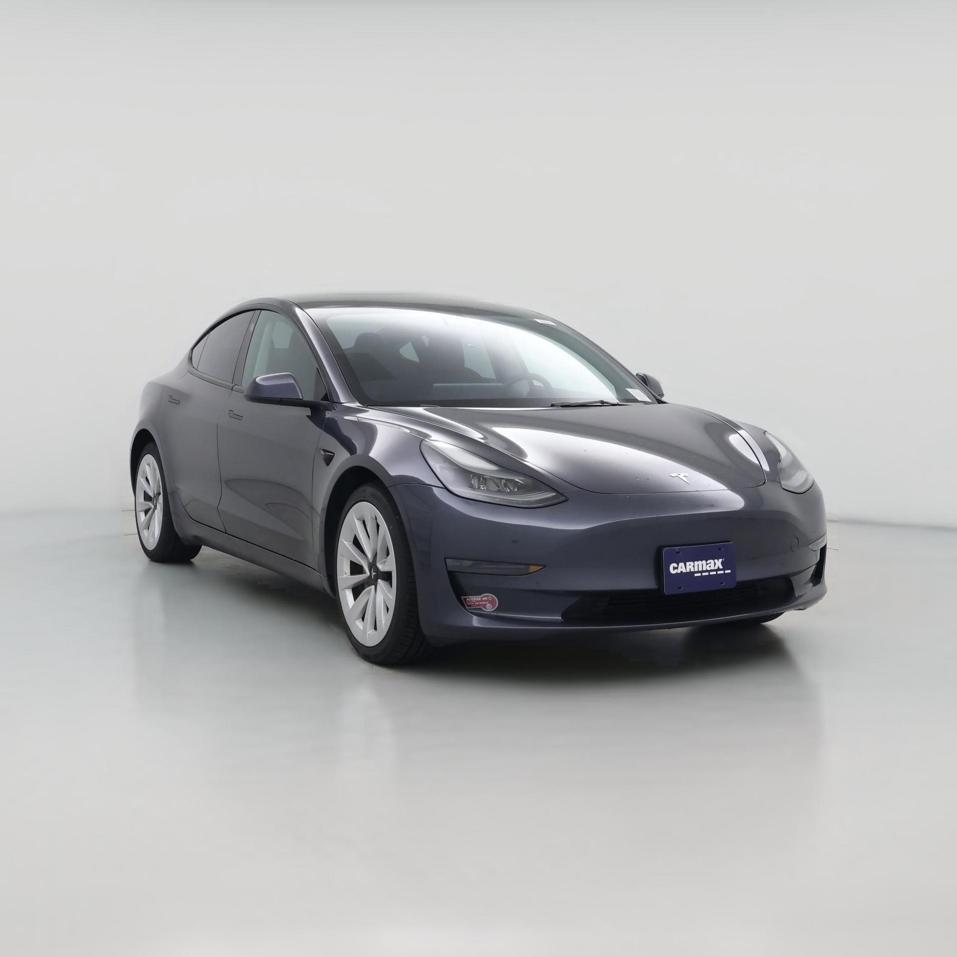 Thumbnail: 2023 Tesla Model 3 - 1