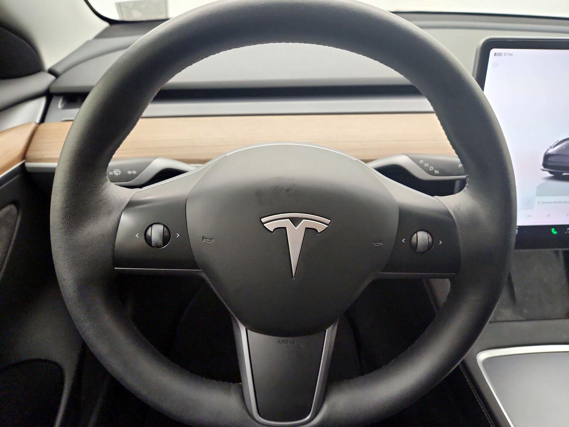 Thumbnail: 2023 Tesla Model 3 - 10
