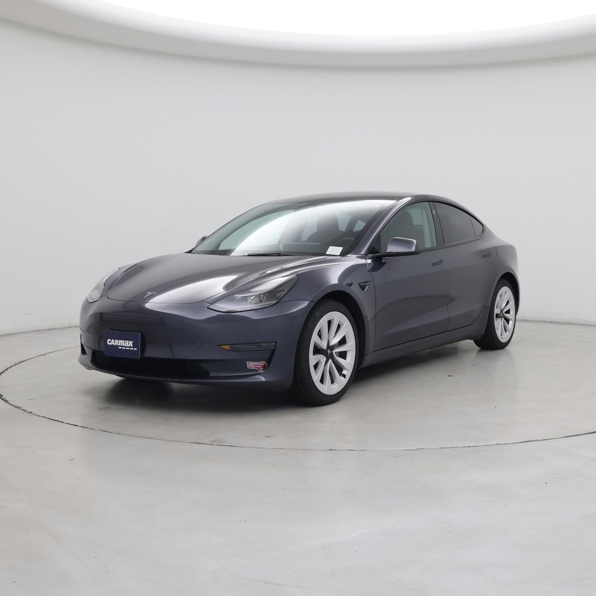 Thumbnail: 2023 Tesla Model 3 - 4