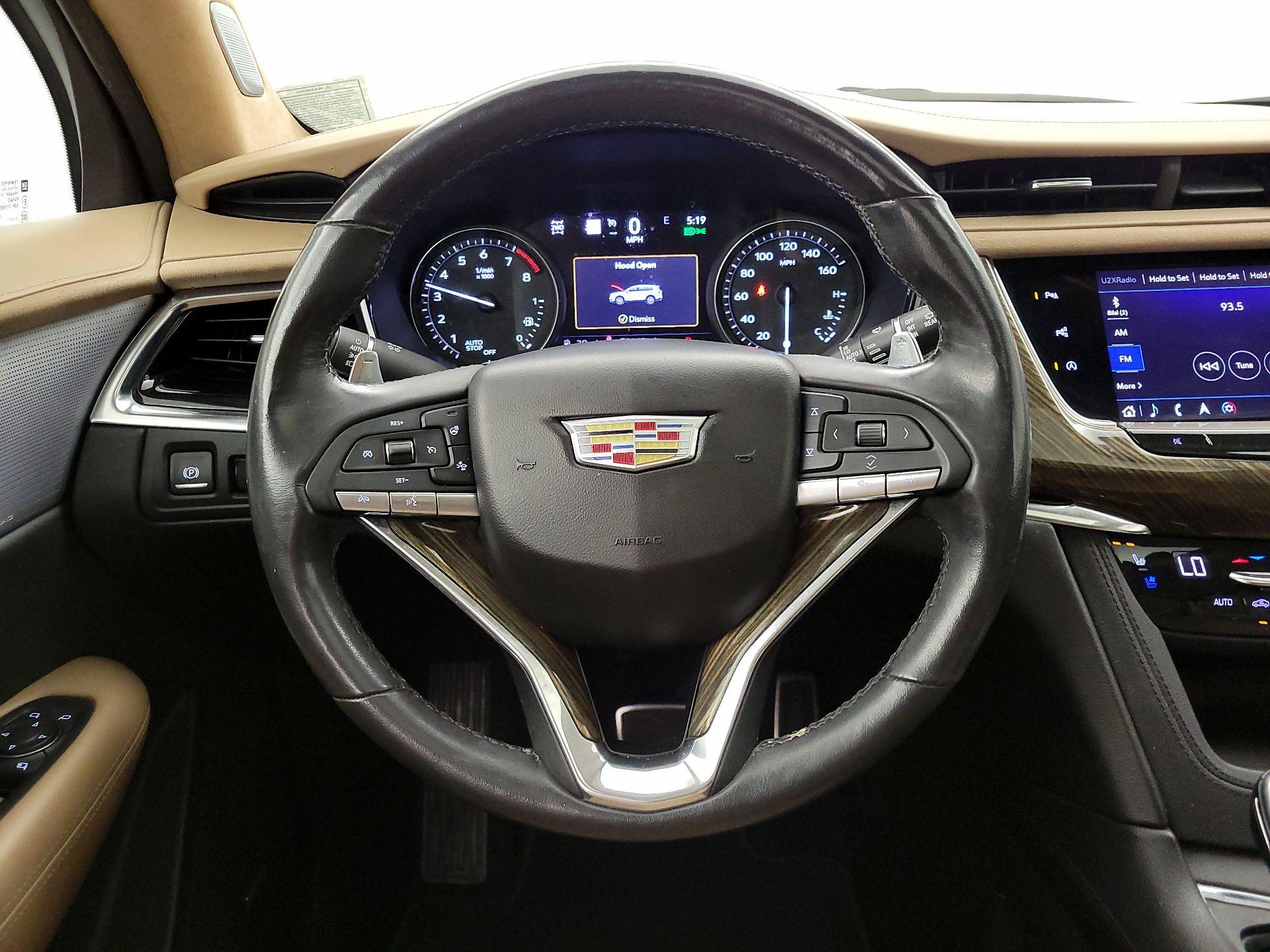 Thumbnail: 2020 Cadillac XT6 - 10