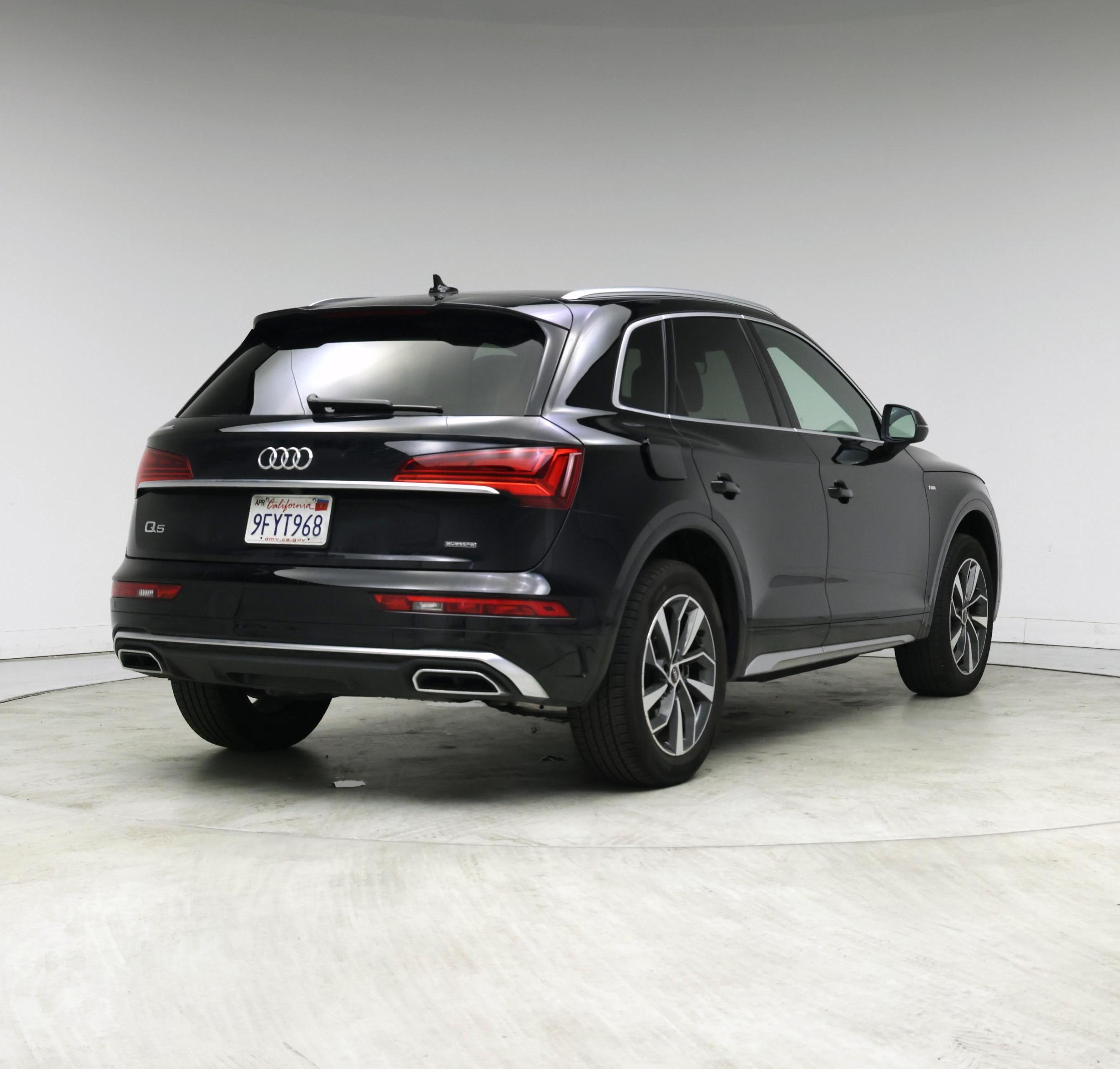 Thumbnail: 2023 Audi Q5 - 8