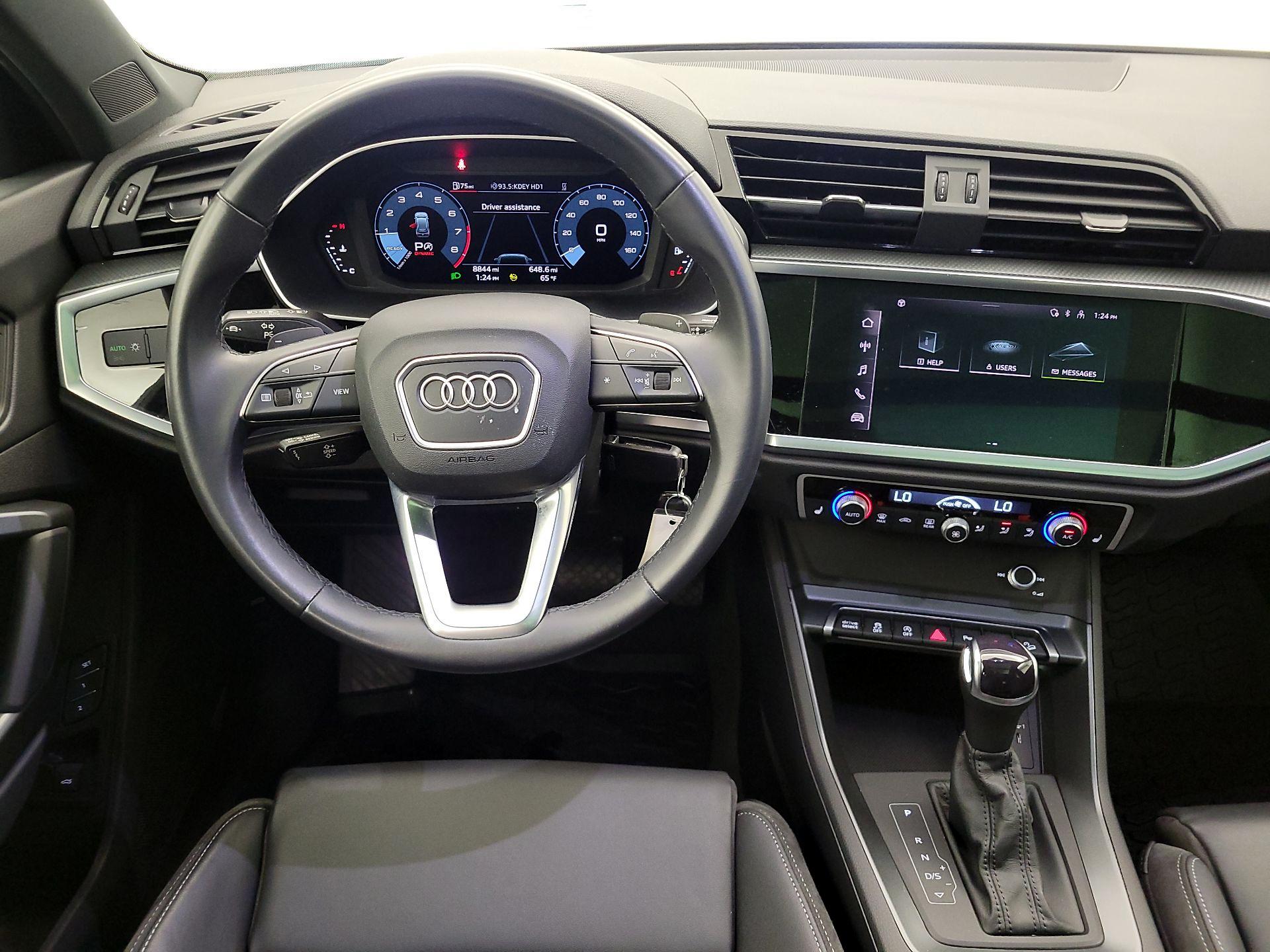 Thumbnail: 2022 Audi Q3 - 10