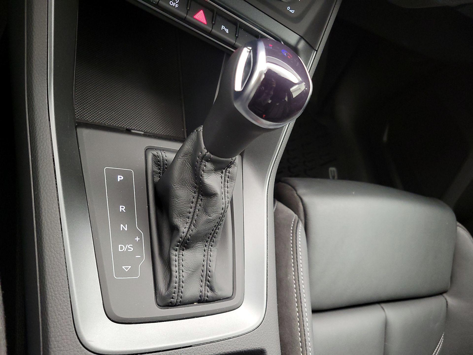 Thumbnail: 2022 Audi Q3 - 17