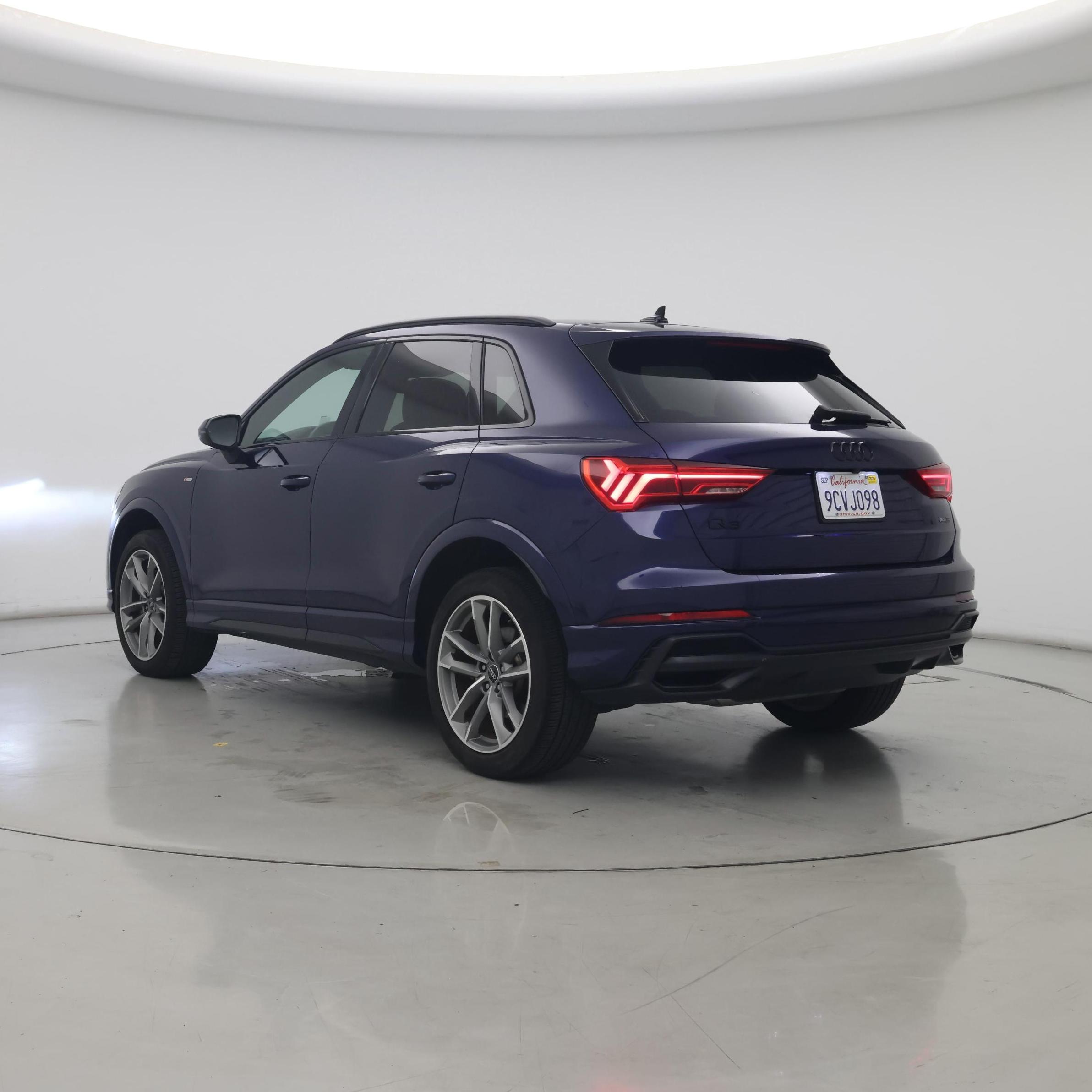 Thumbnail: 2022 Audi Q3 - 2