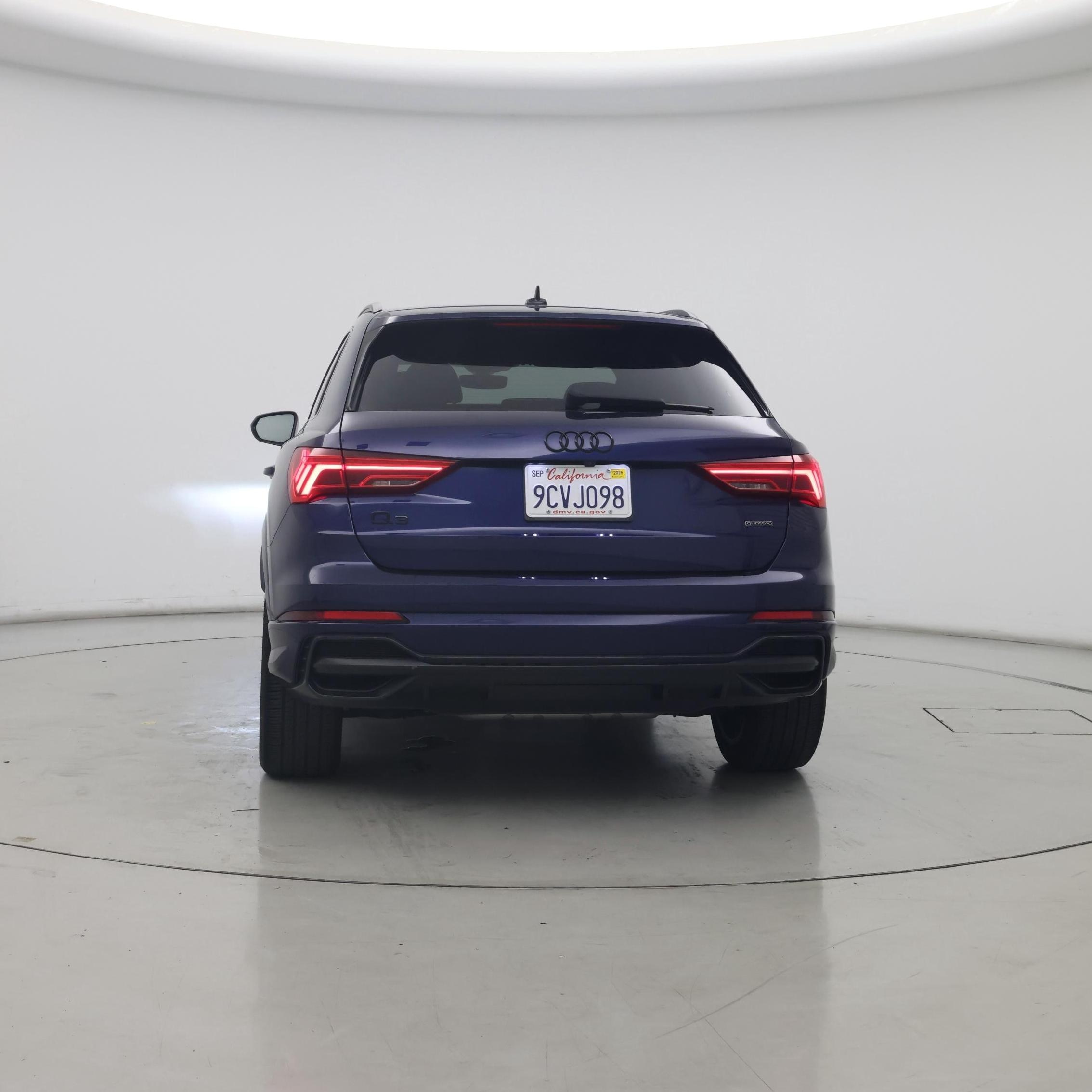 Thumbnail: 2022 Audi Q3 - 6