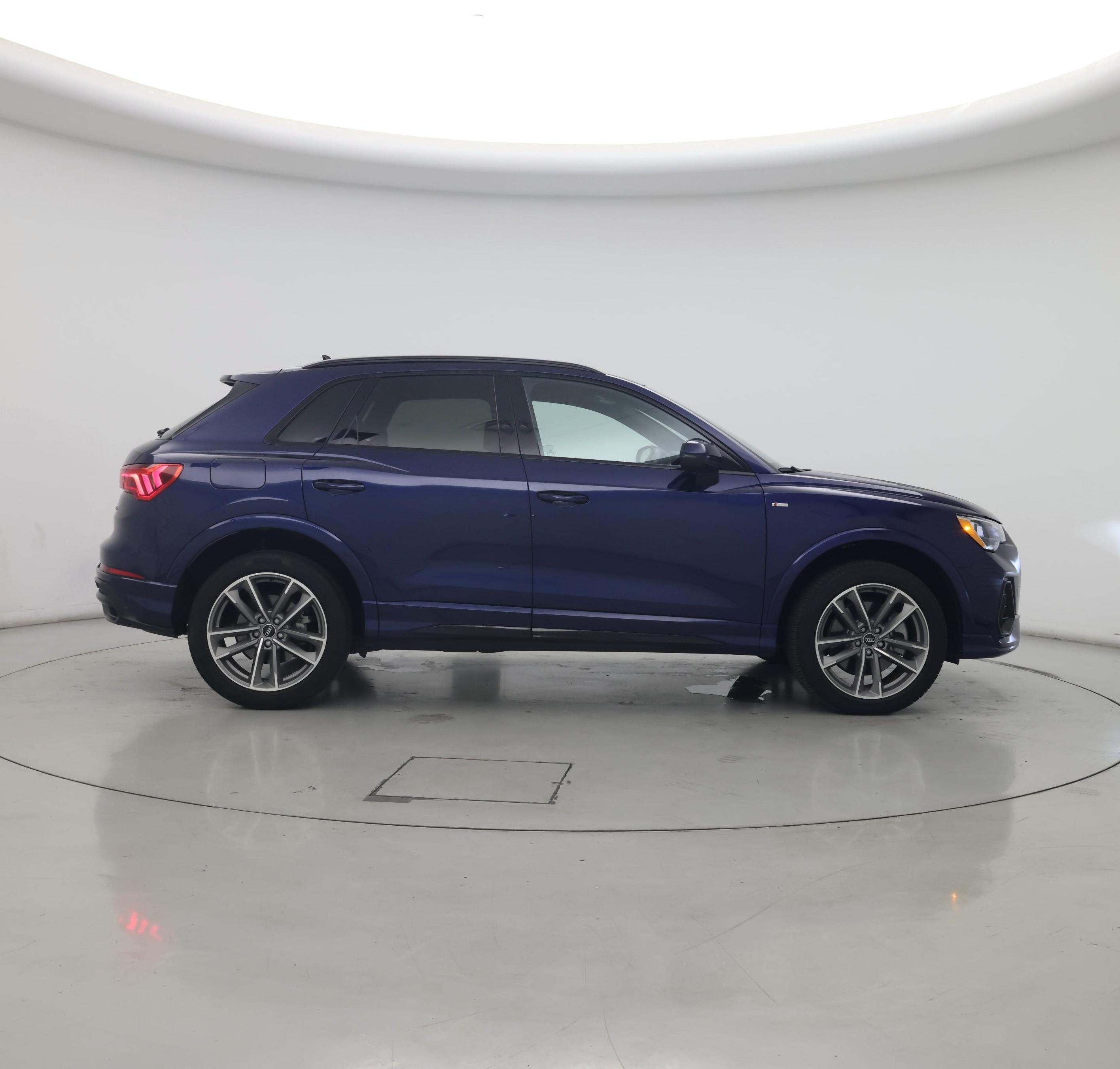 Thumbnail: 2022 Audi Q3 - 7