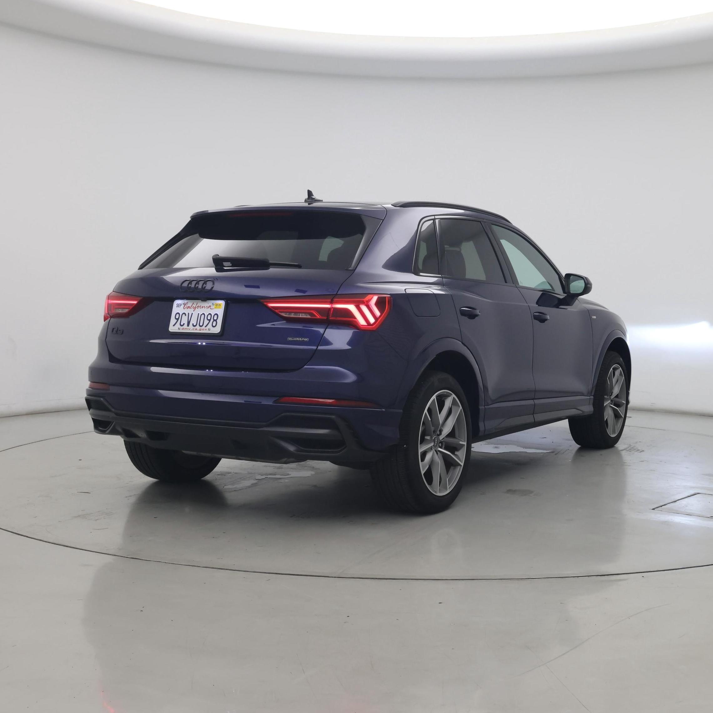 Thumbnail: 2022 Audi Q3 - 8