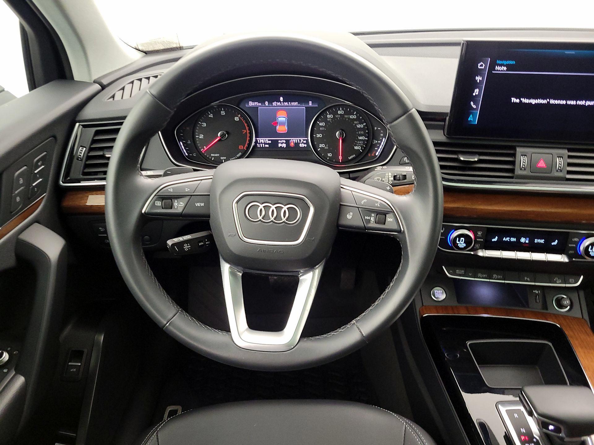 Thumbnail: 2023 Audi Q5 - 10