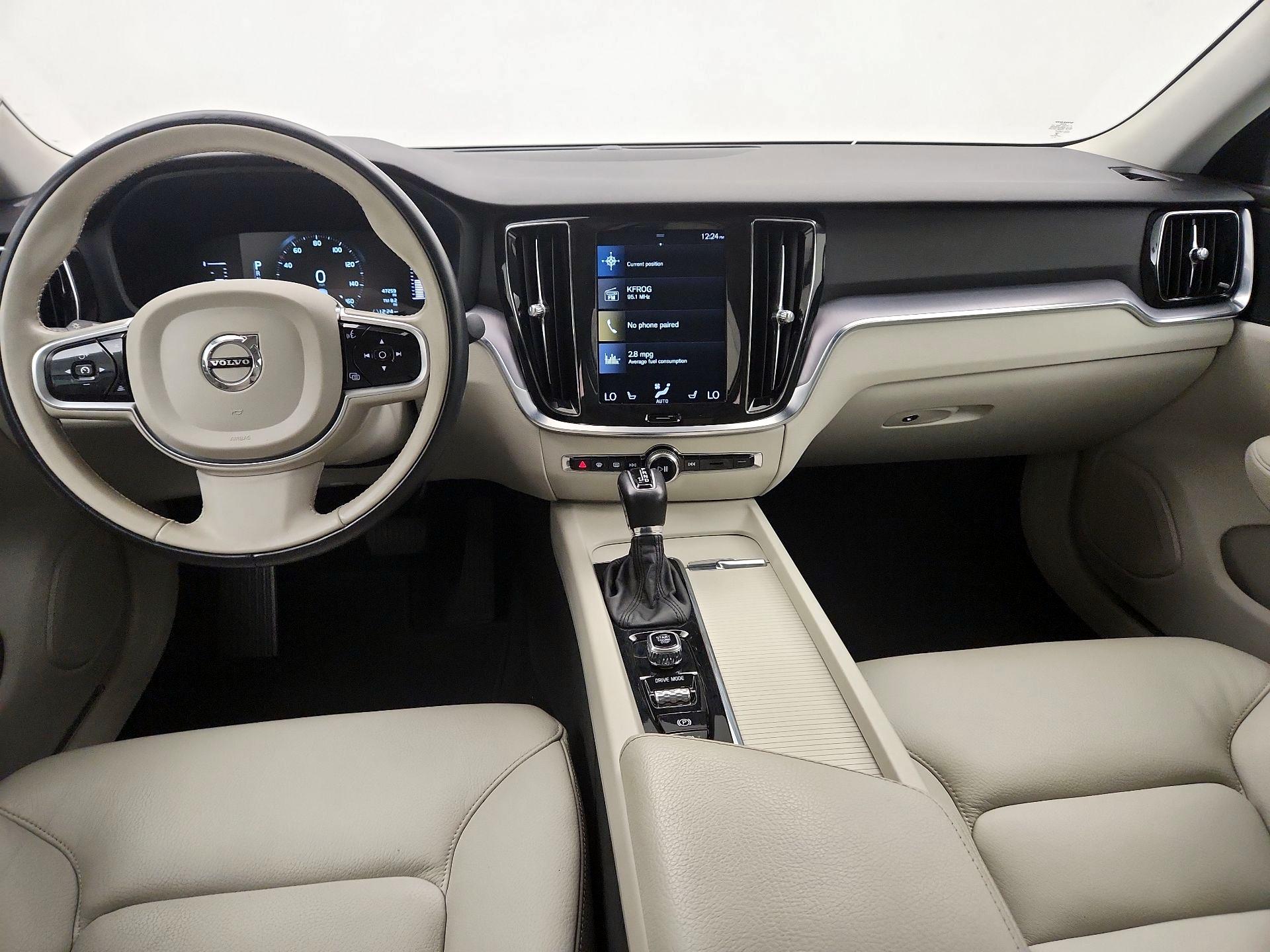 Thumbnail: 2019 Volvo S60 - 9