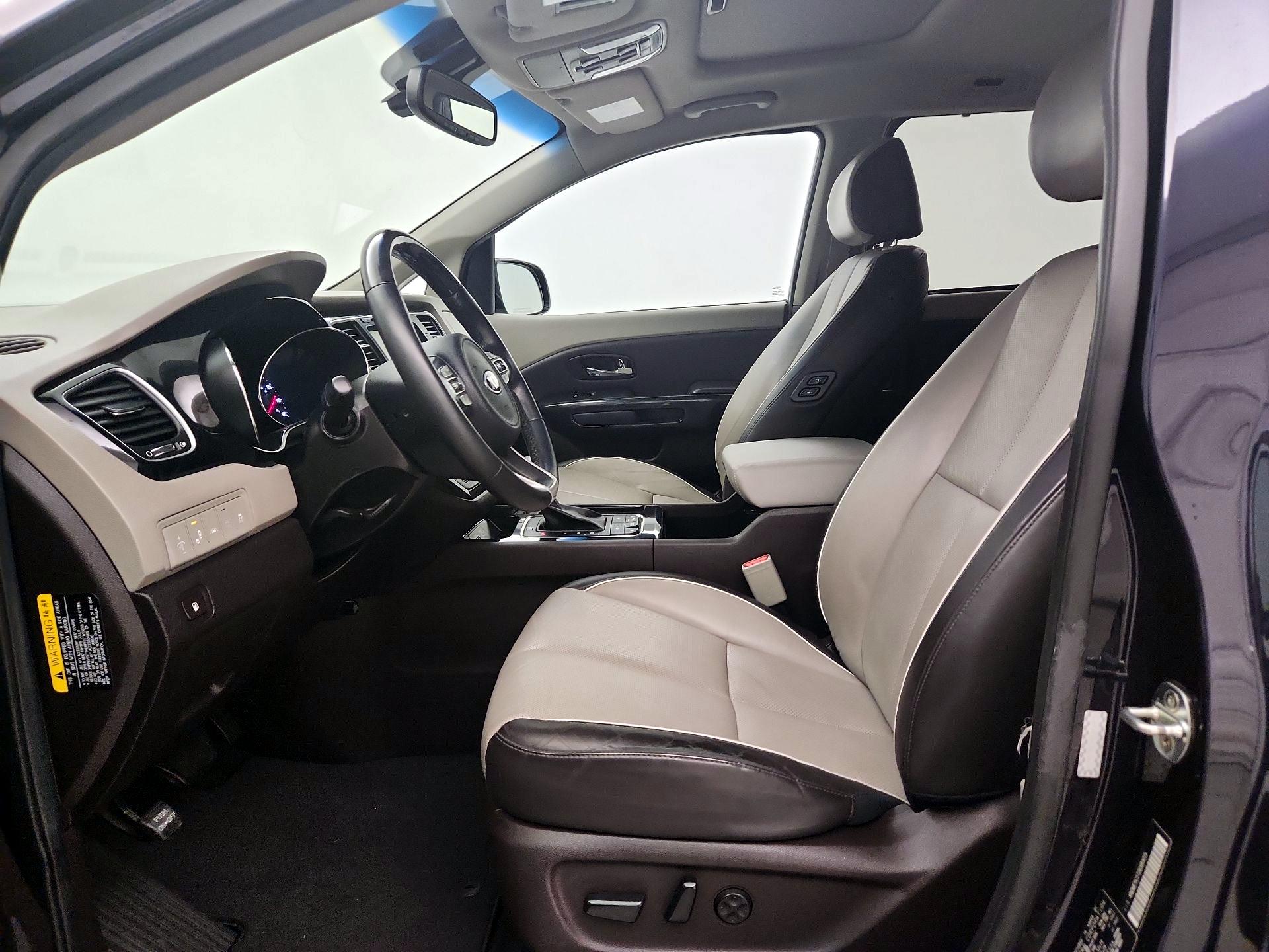 Thumbnail: 2018 Kia Sedona - 11