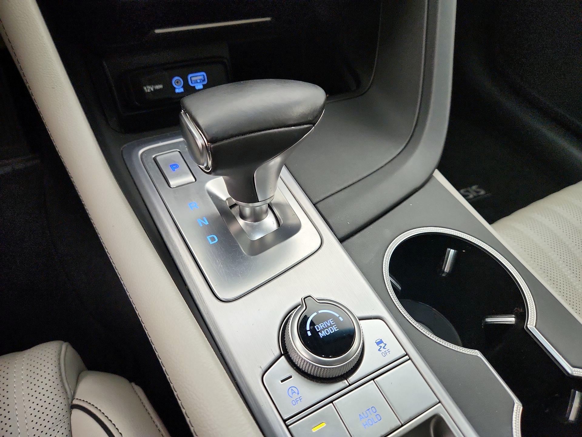 Thumbnail: 2019 Genesis G70 - 18