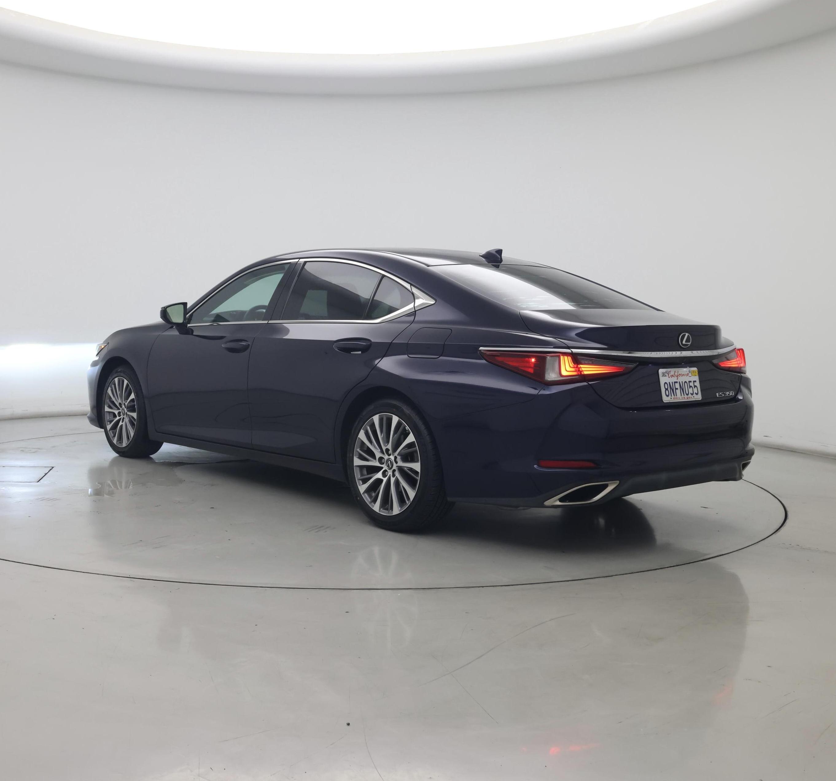 Thumbnail: 2020 Lexus ES - 2