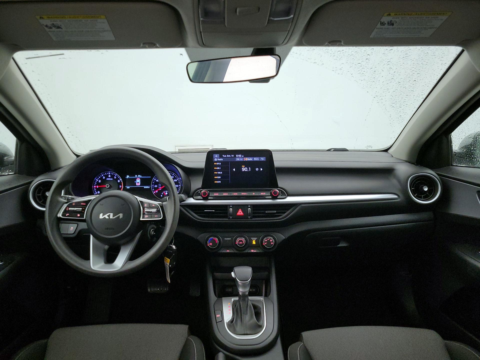 Thumbnail: 2022 Kia Forte - 9