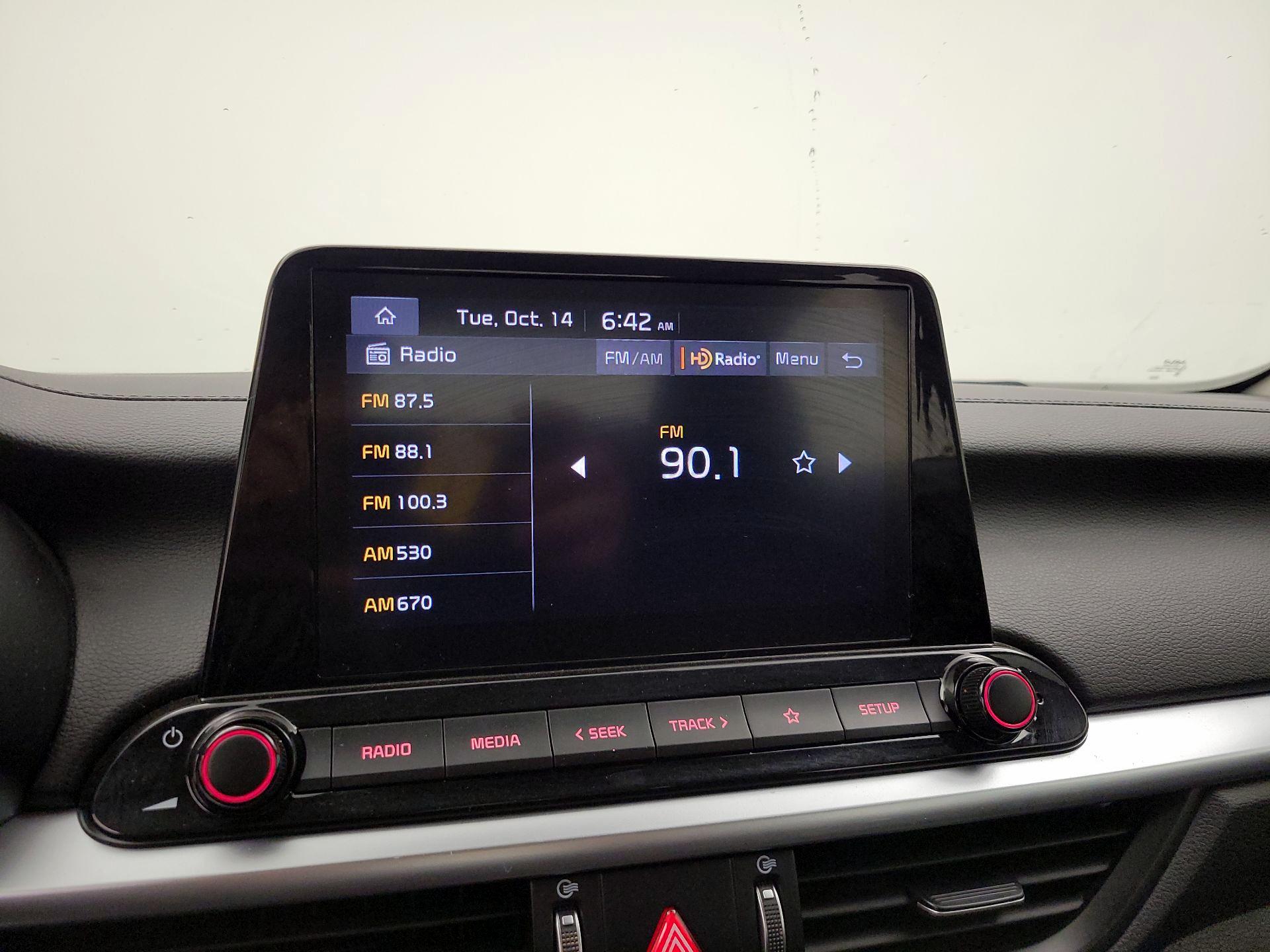 Thumbnail: 2022 Kia Forte - 15