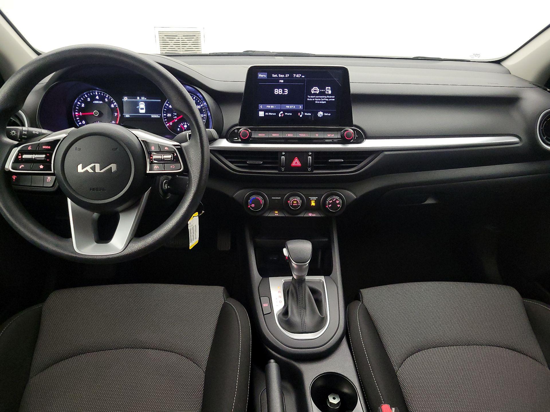 Thumbnail: 2024 Kia Forte - 9
