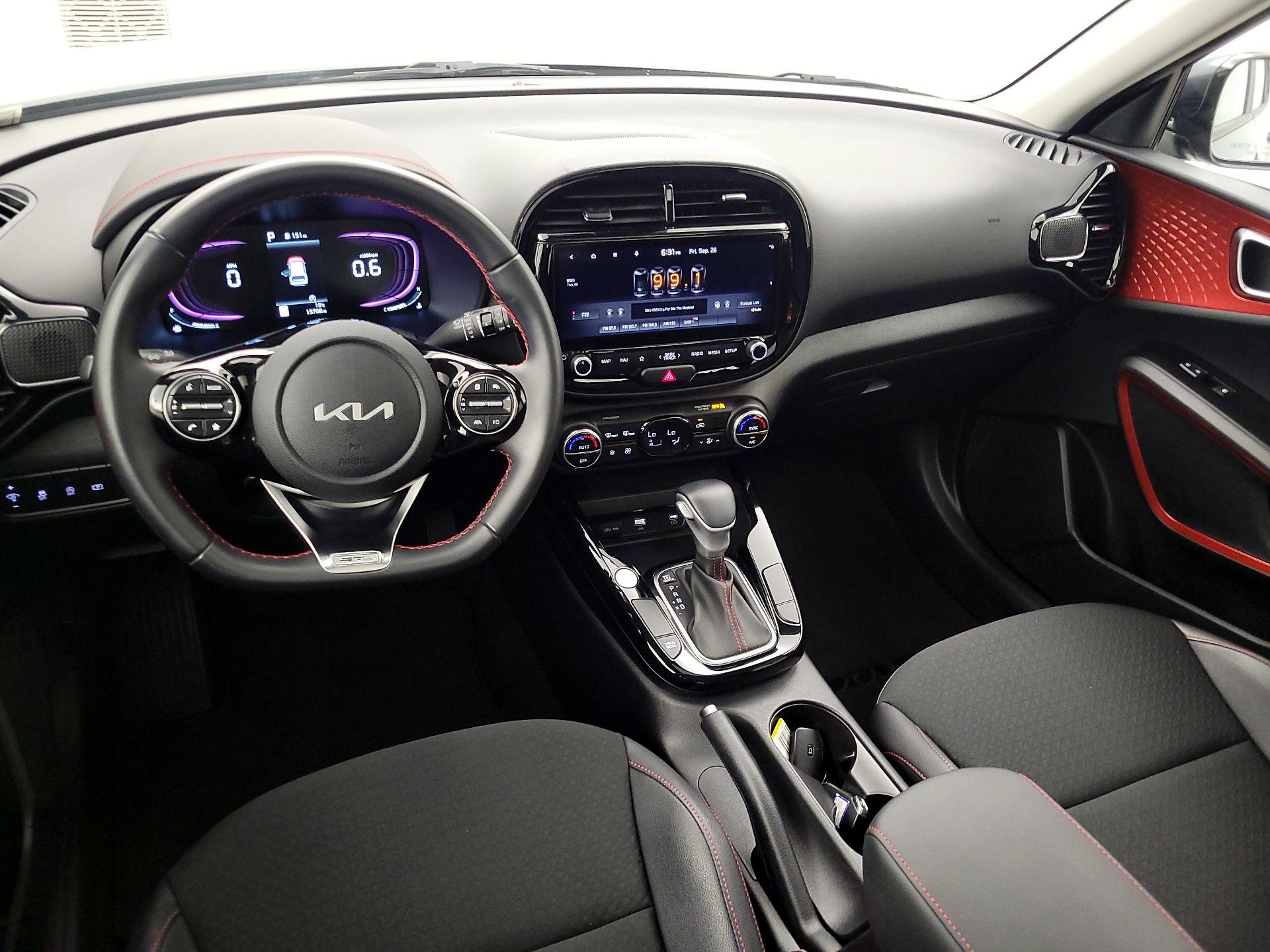 Thumbnail: 2023 Kia Soul - 9