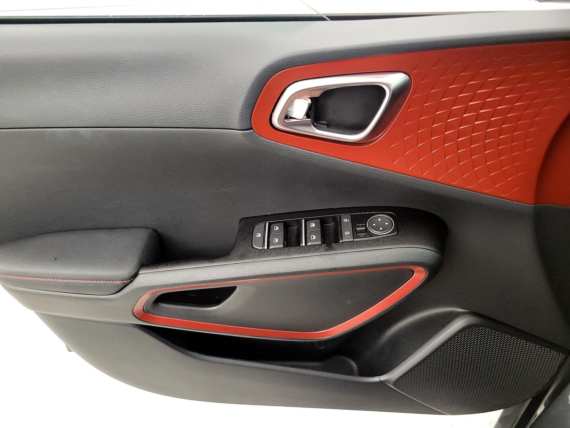 Thumbnail: 2023 Kia Soul - 12