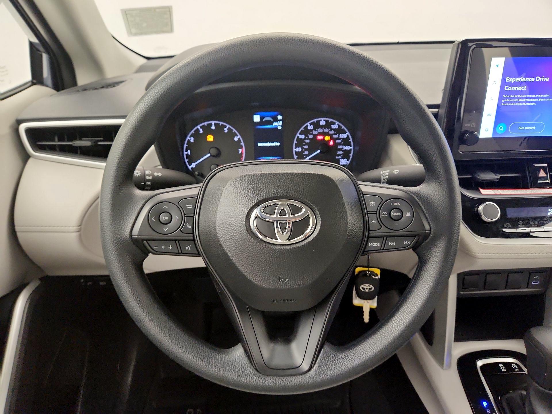 Thumbnail: 2025 Toyota Corolla Cross - 10