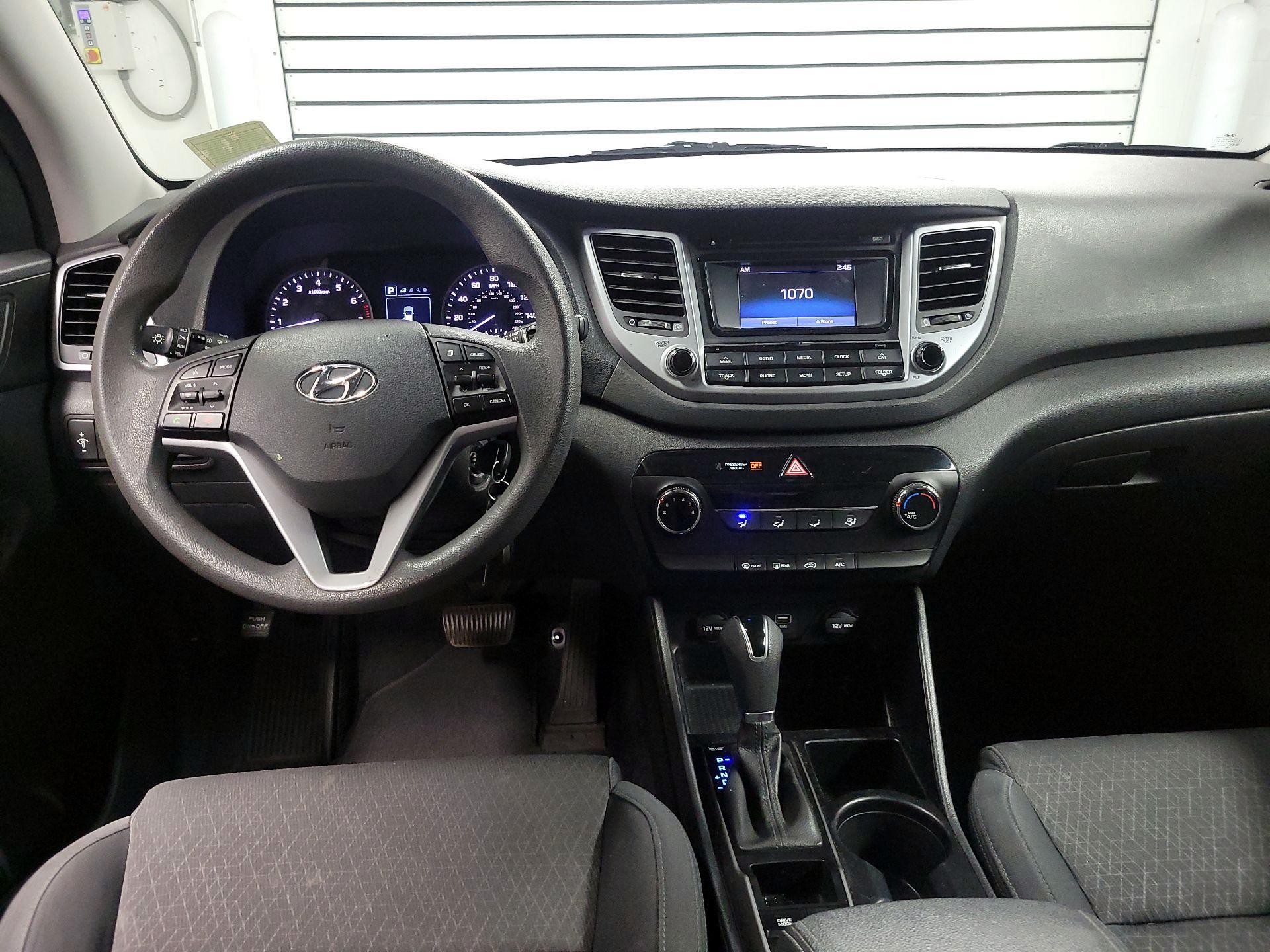 Thumbnail: 2017 Hyundai Tucson - 9