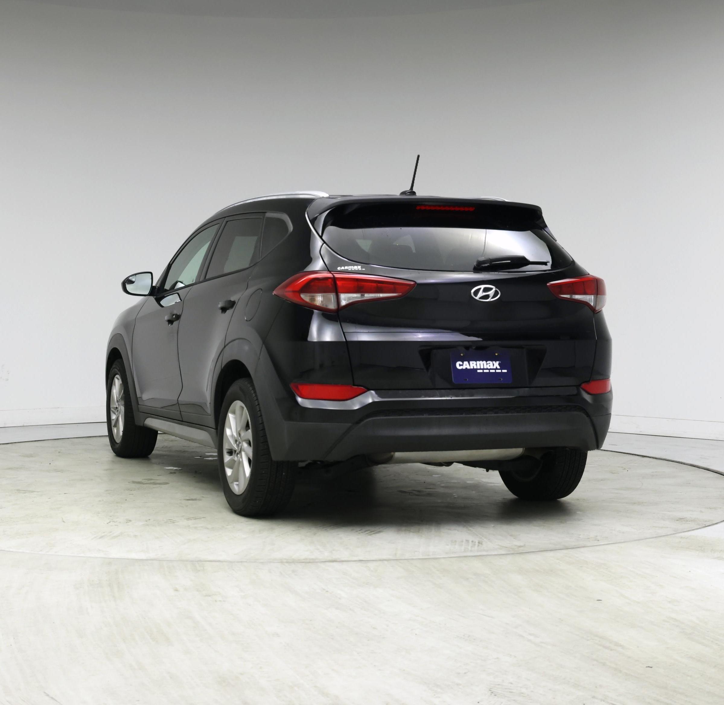 Thumbnail: 2017 Hyundai Tucson - 2