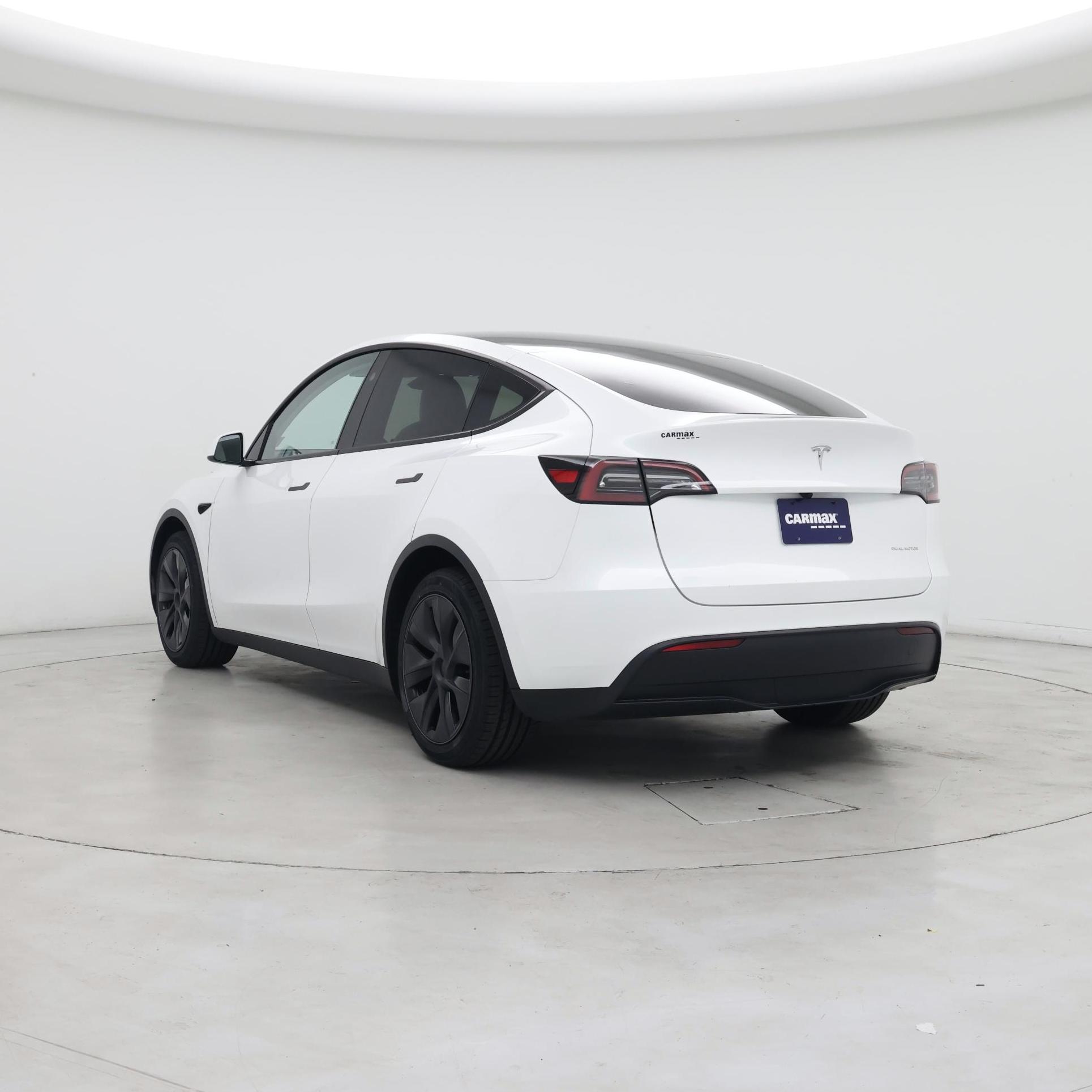 Thumbnail: 2025 Tesla Model Y - 2
