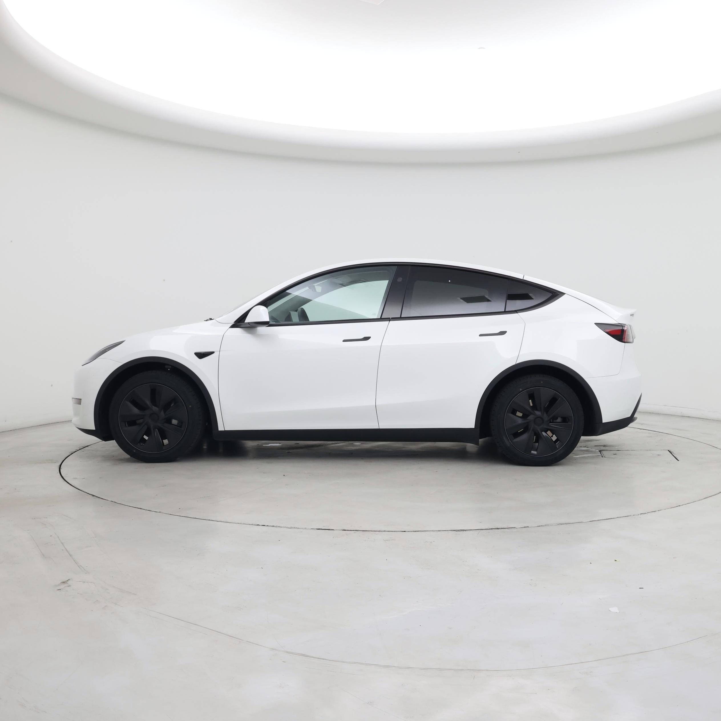 Thumbnail: 2025 Tesla Model Y - 3