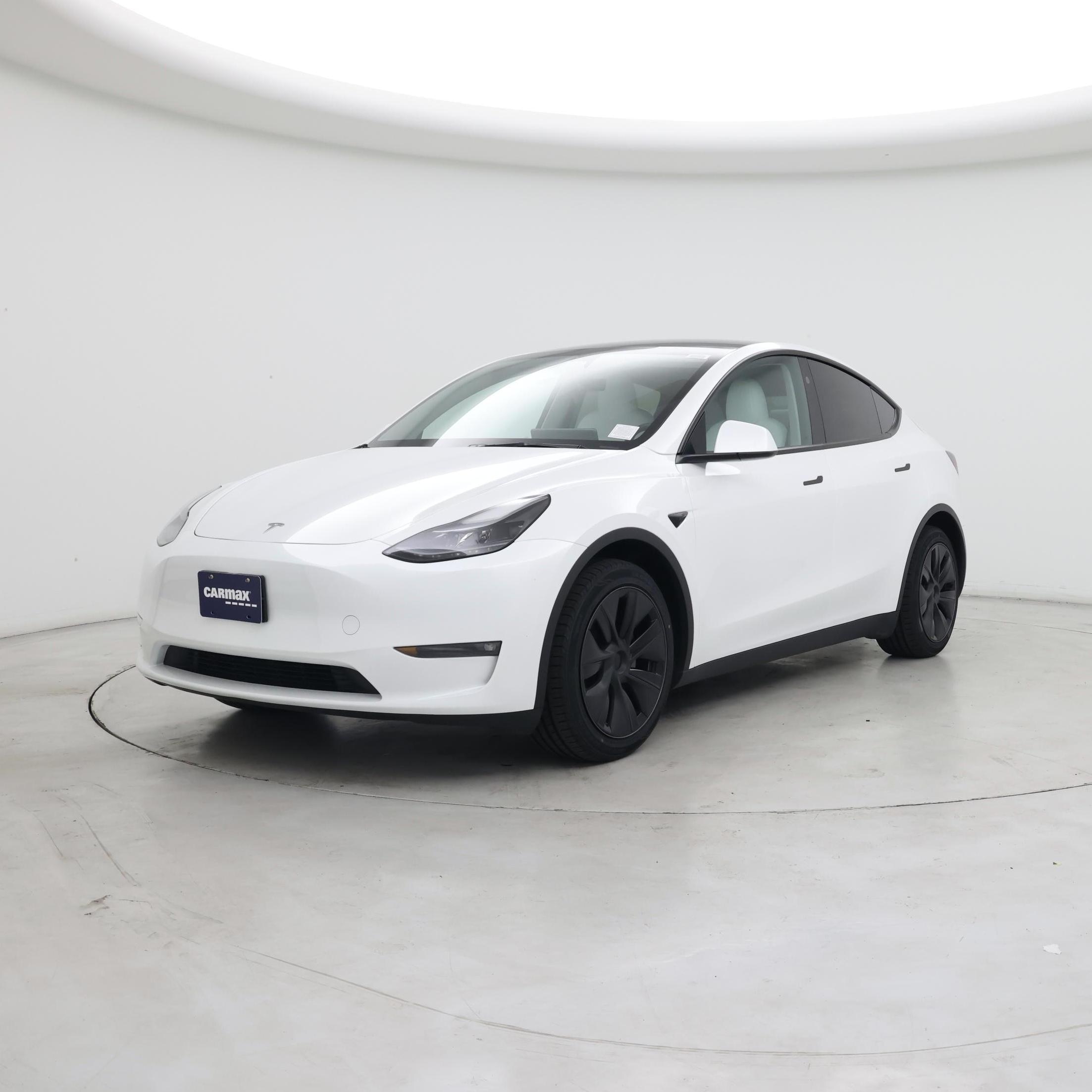 Thumbnail: 2025 Tesla Model Y - 4