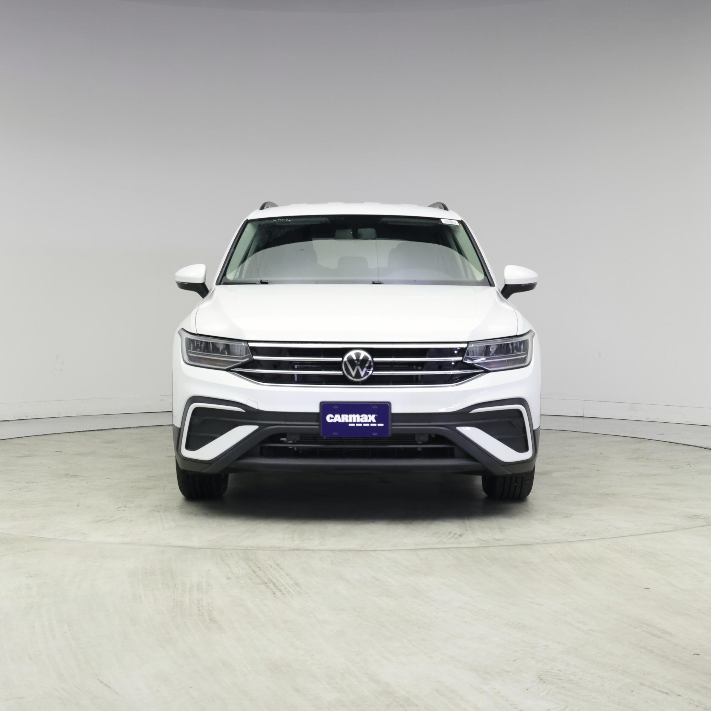 Thumbnail: 2022 Volkswagen Tiguan - 5
