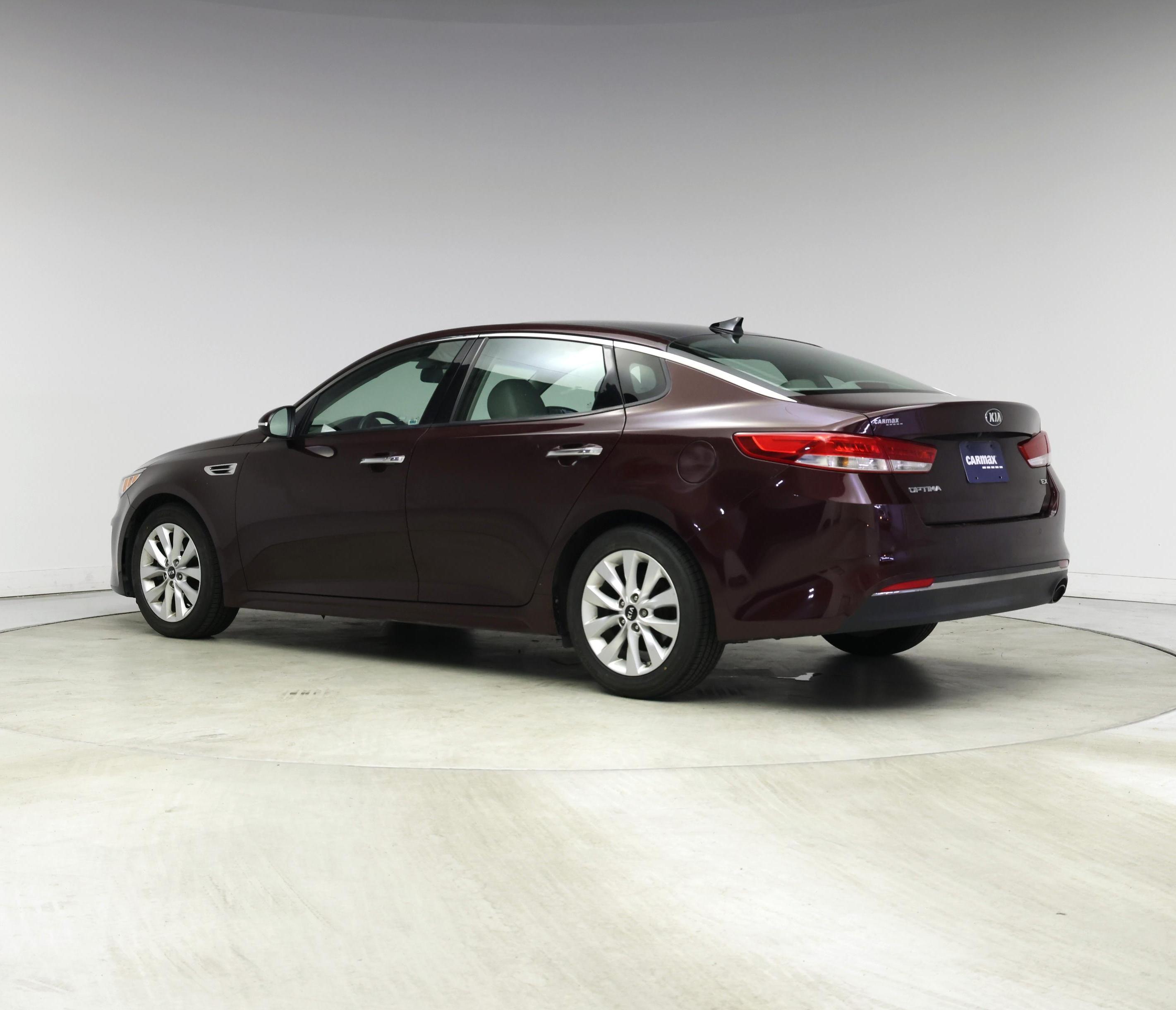 Thumbnail: 2016 Kia Optima - 2