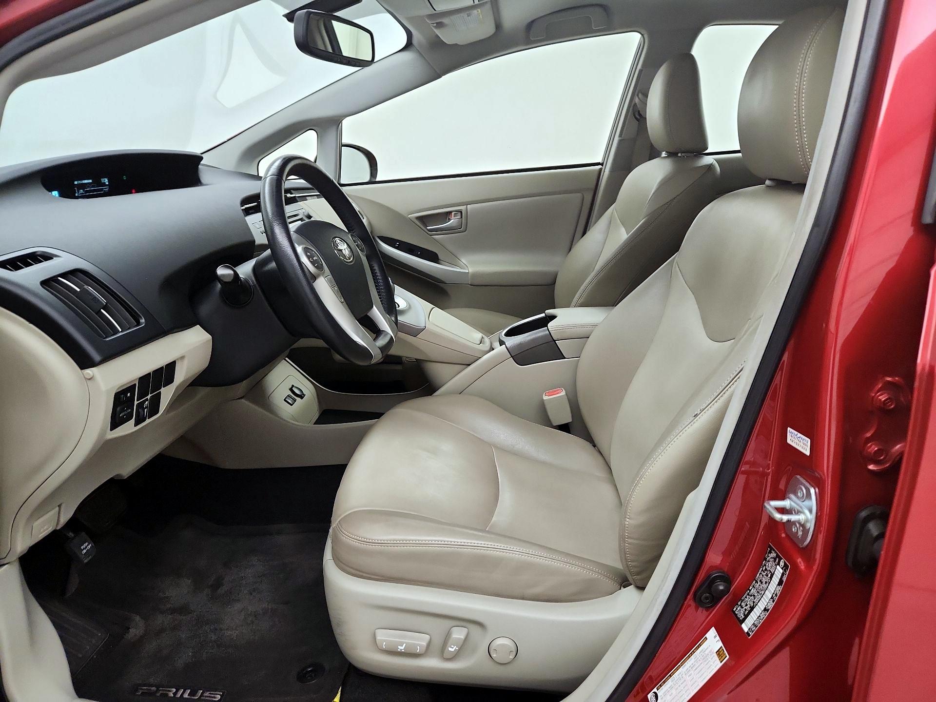 Thumbnail: 2014 Toyota Prius - 11