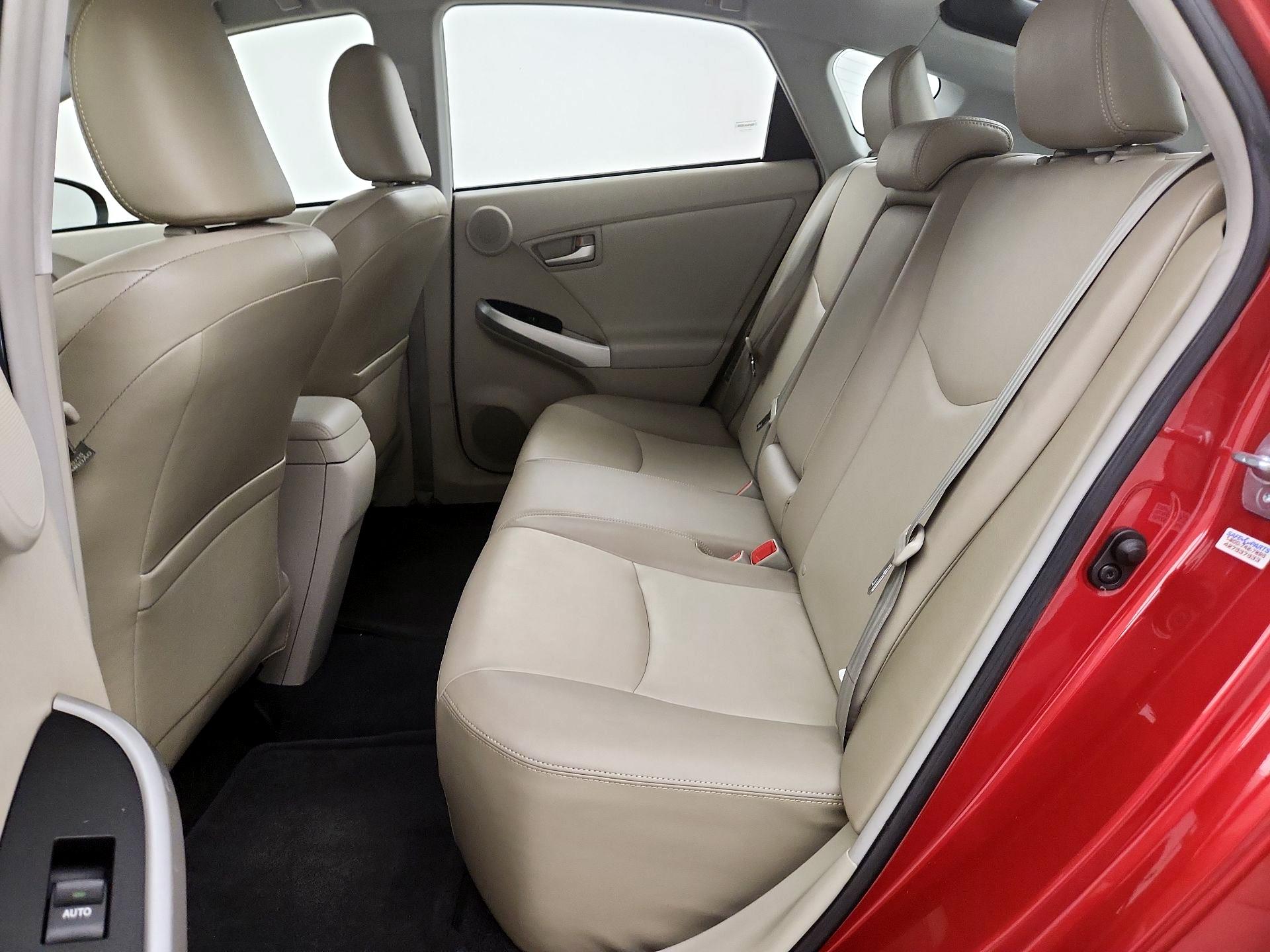 Thumbnail: 2014 Toyota Prius - 19