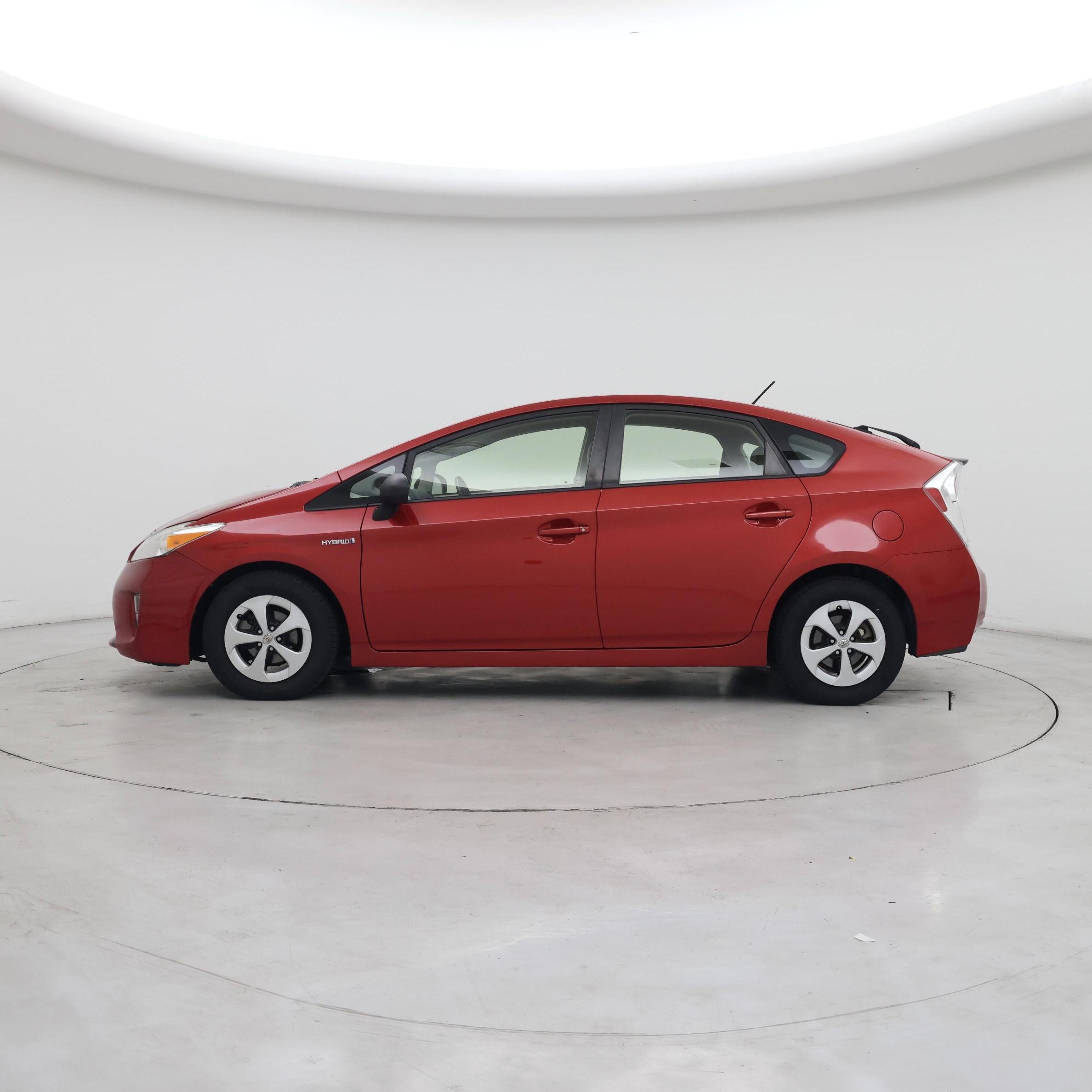 Thumbnail: 2014 Toyota Prius - 3