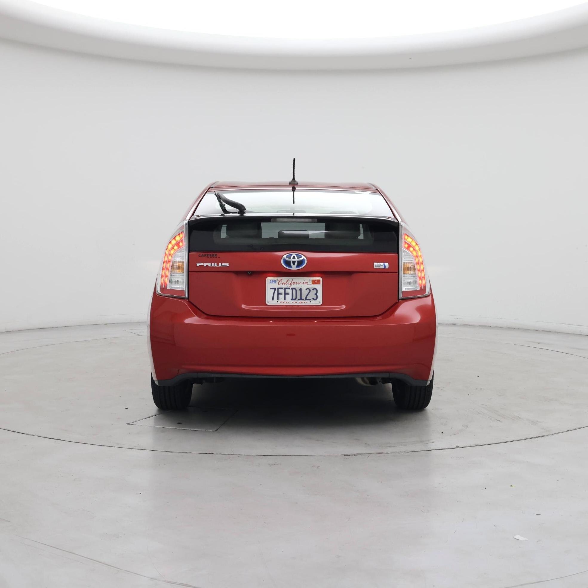 Thumbnail: 2014 Toyota Prius - 6