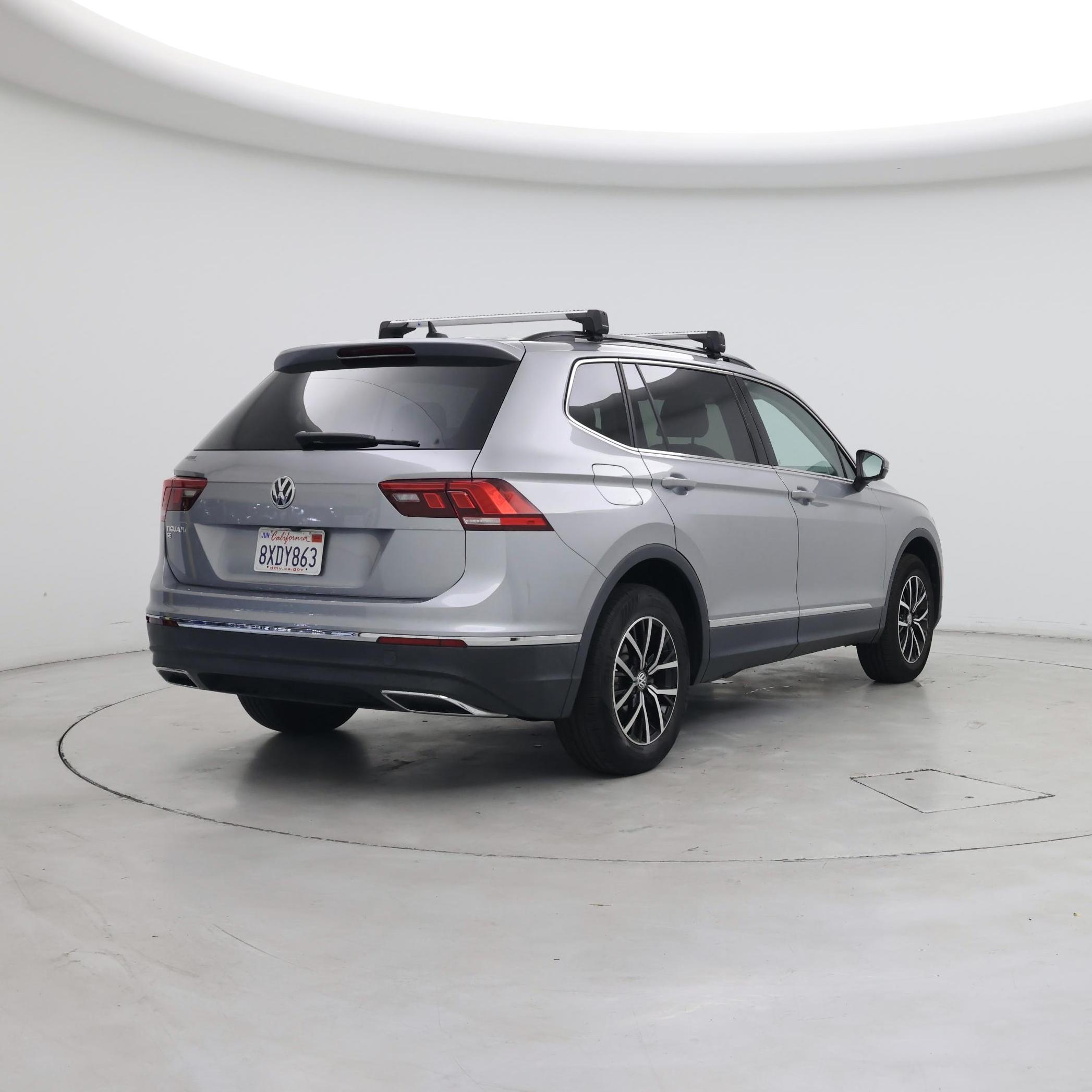 Thumbnail: 2021 Volkswagen Tiguan - 8