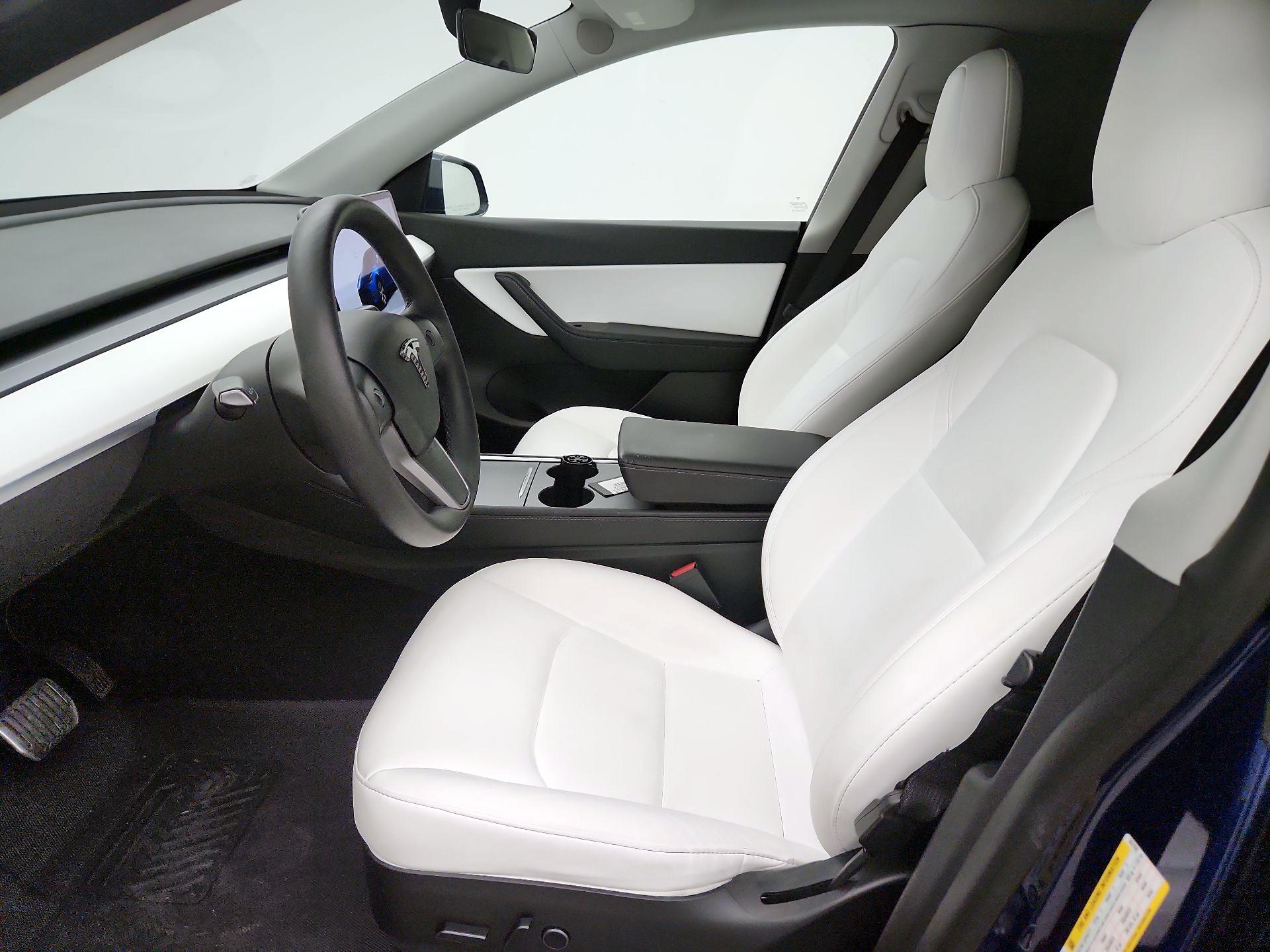 Thumbnail: 2022 Tesla Model Y - 11