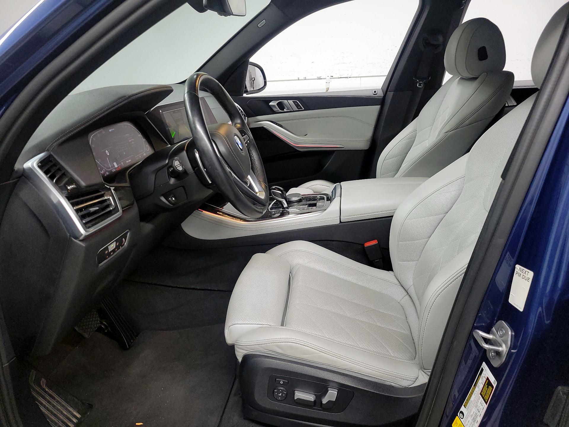 Thumbnail: 2023 BMW X5 - 11