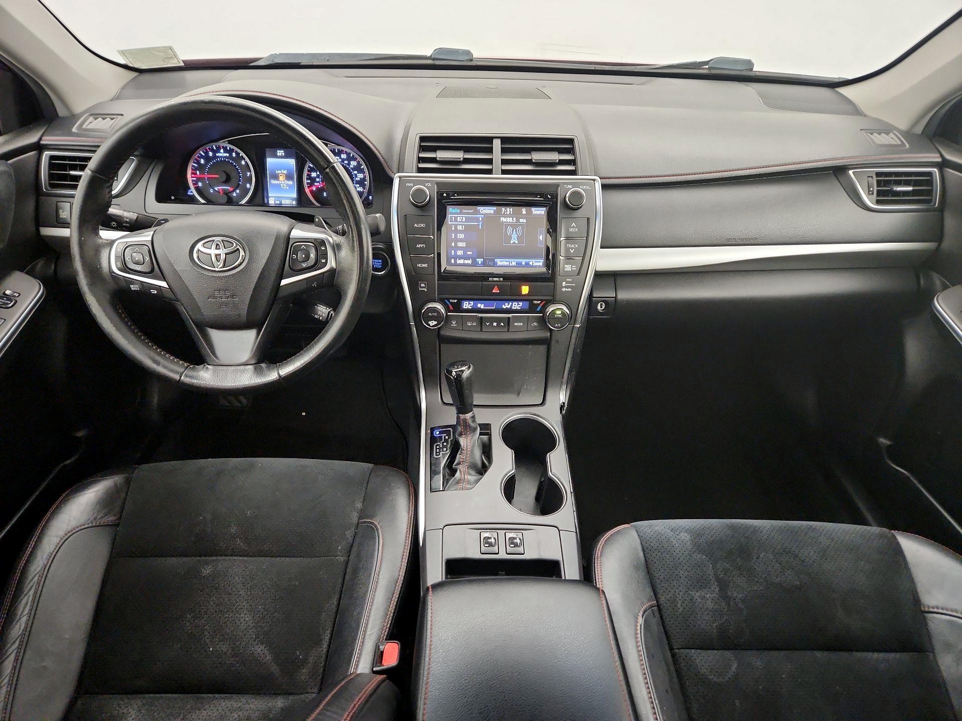 Thumbnail: 2016 Toyota Camry - 9