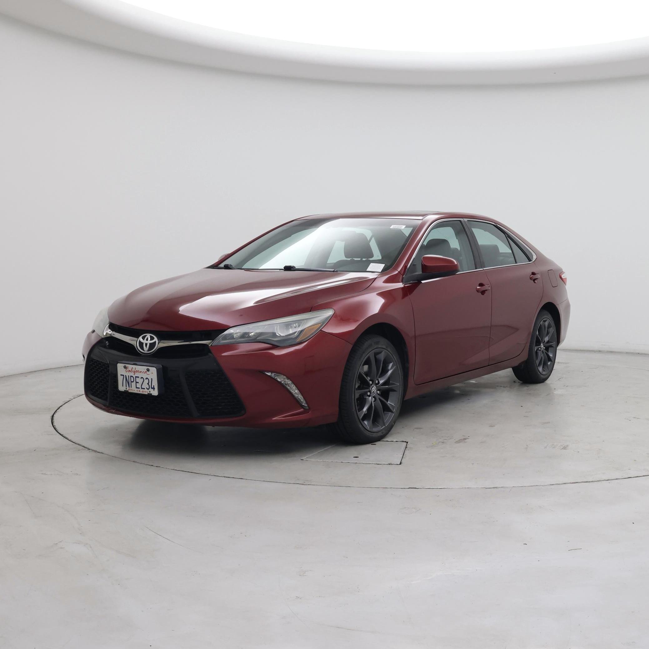 Thumbnail: 2016 Toyota Camry - 4