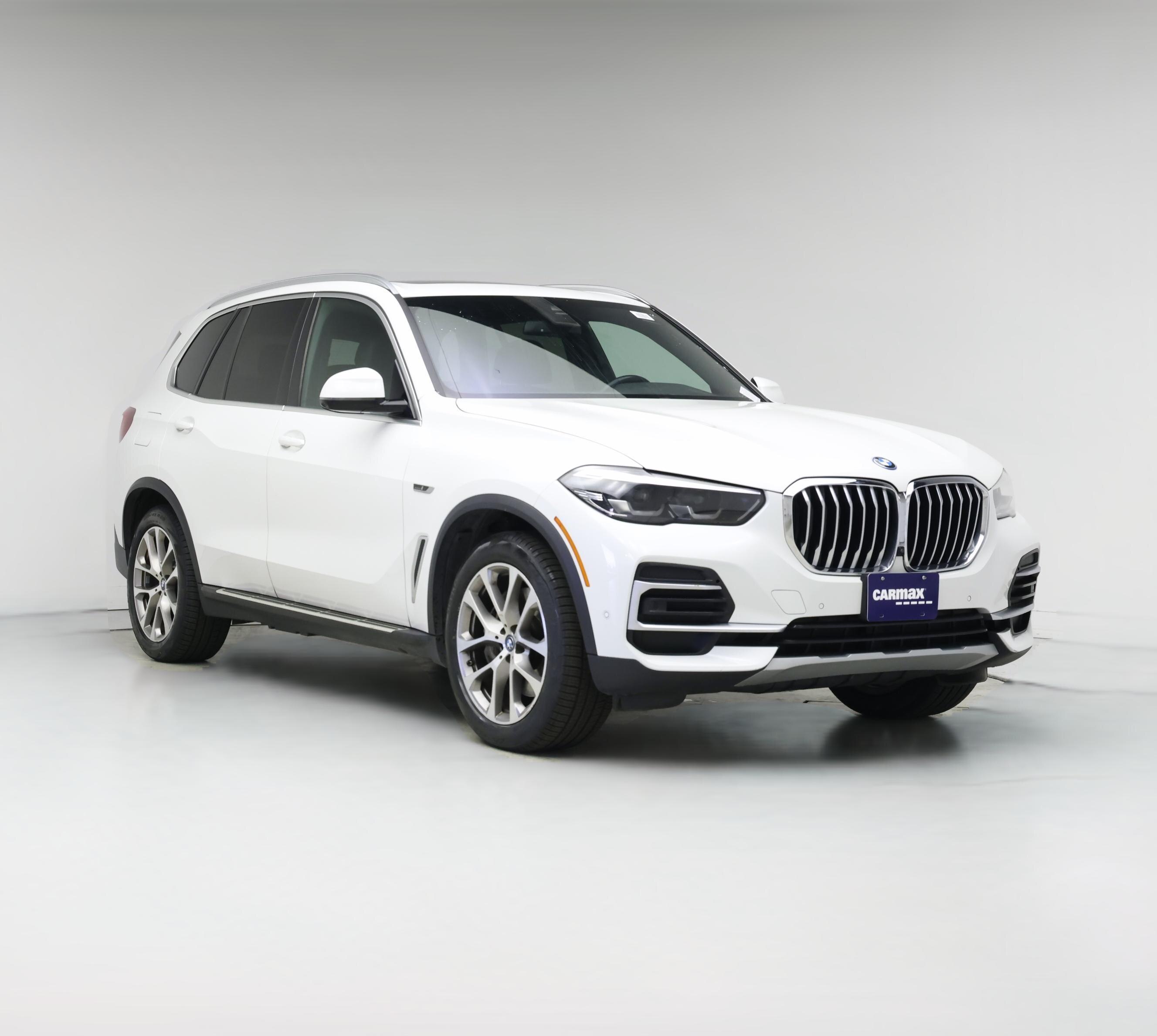 Thumbnail: 2023 BMW X5 - 1
