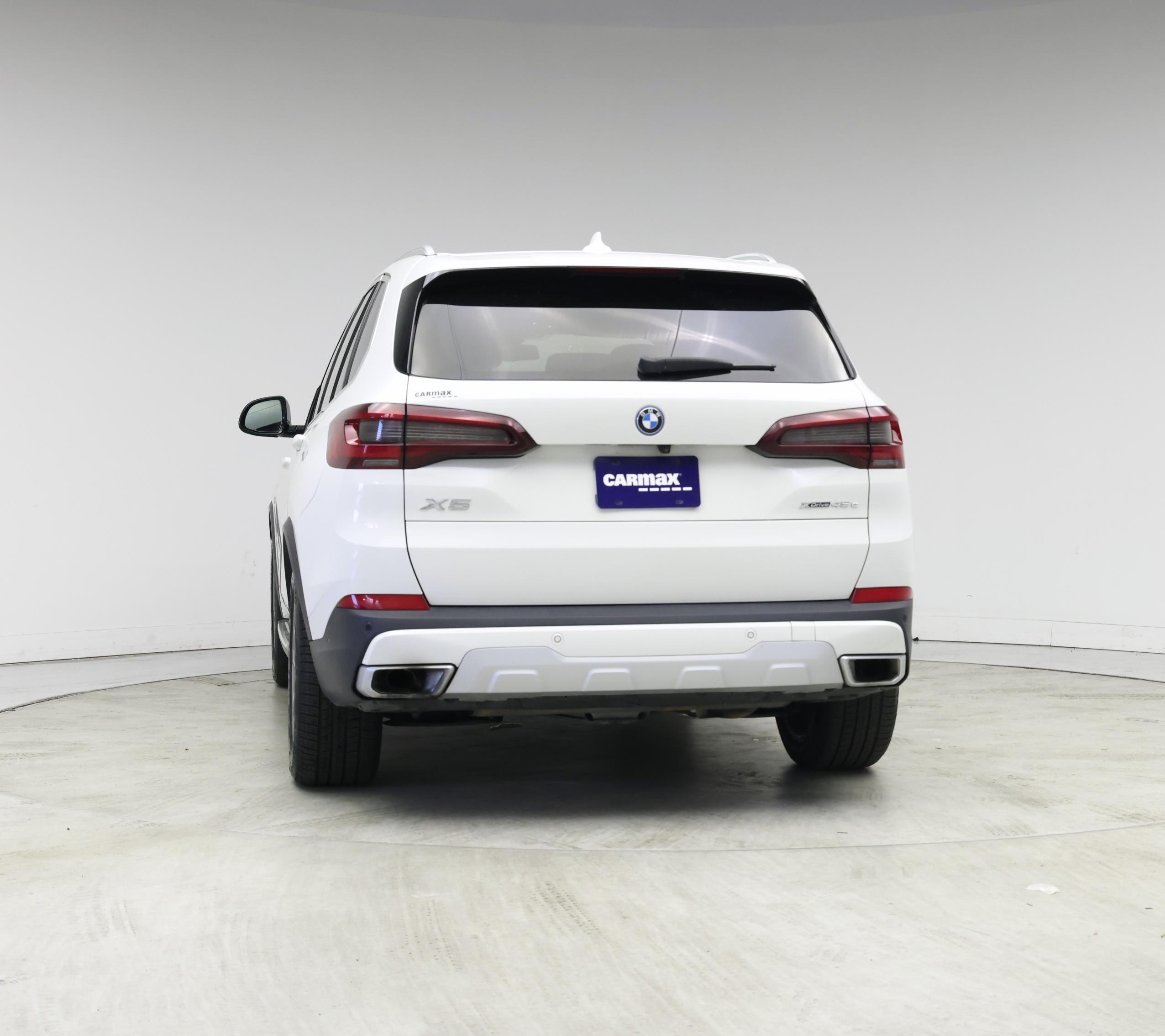 Thumbnail: 2023 BMW X5 - 6