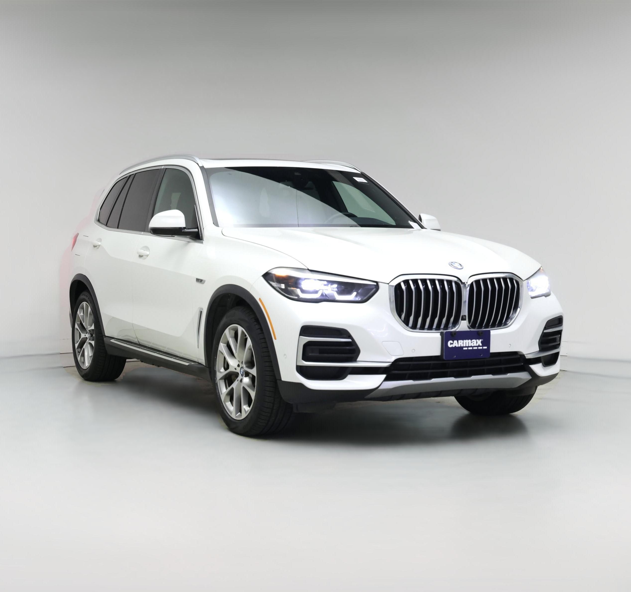 Thumbnail: 2023 BMW X5 - 1