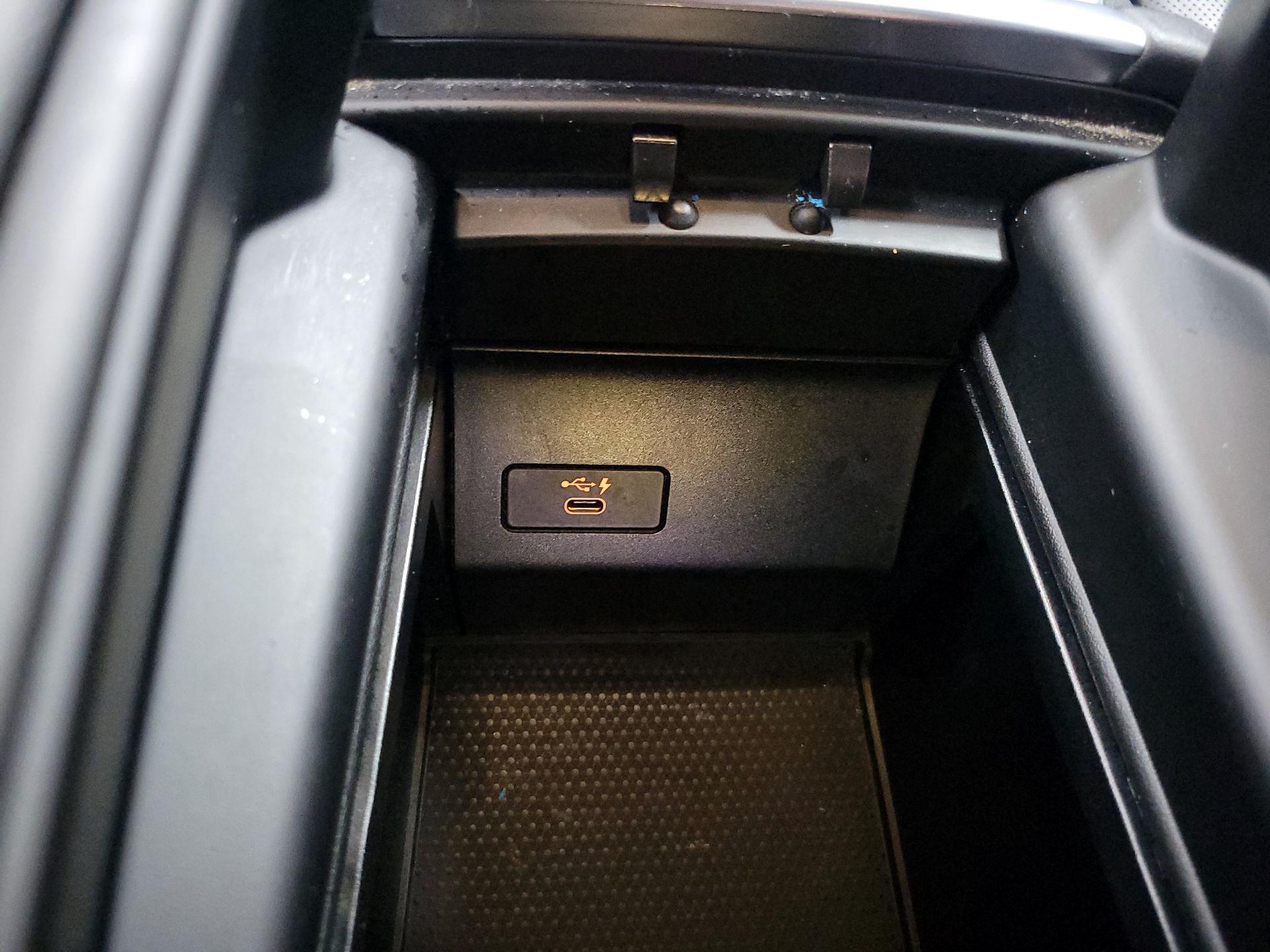 Thumbnail: 2023 BMW X5 - 18