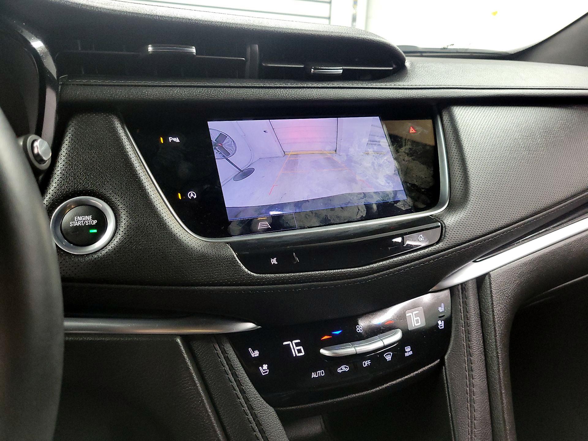 Thumbnail: 2024 Cadillac XT5 - 13