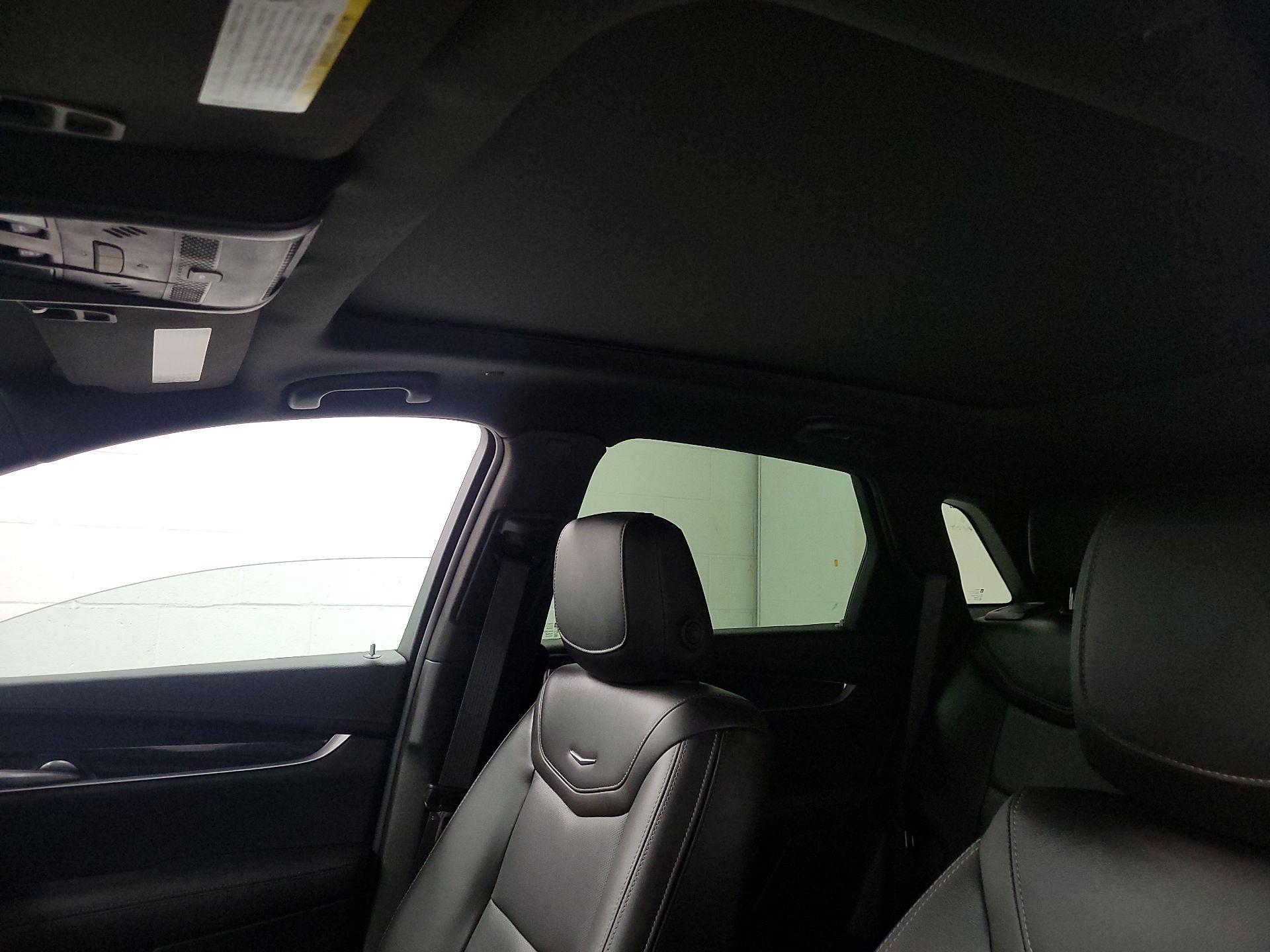 Thumbnail: 2024 Cadillac XT5 - 17