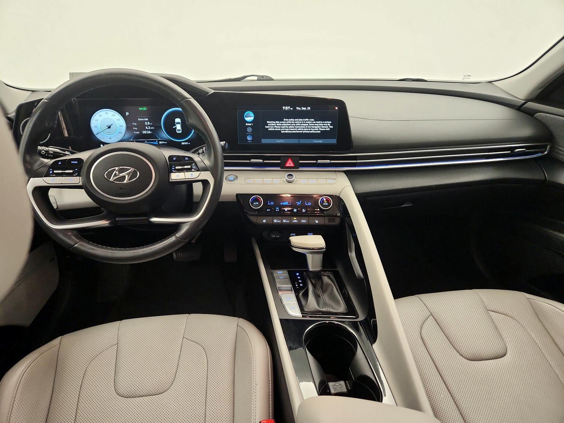 Thumbnail: 2021 Hyundai Elantra - 9