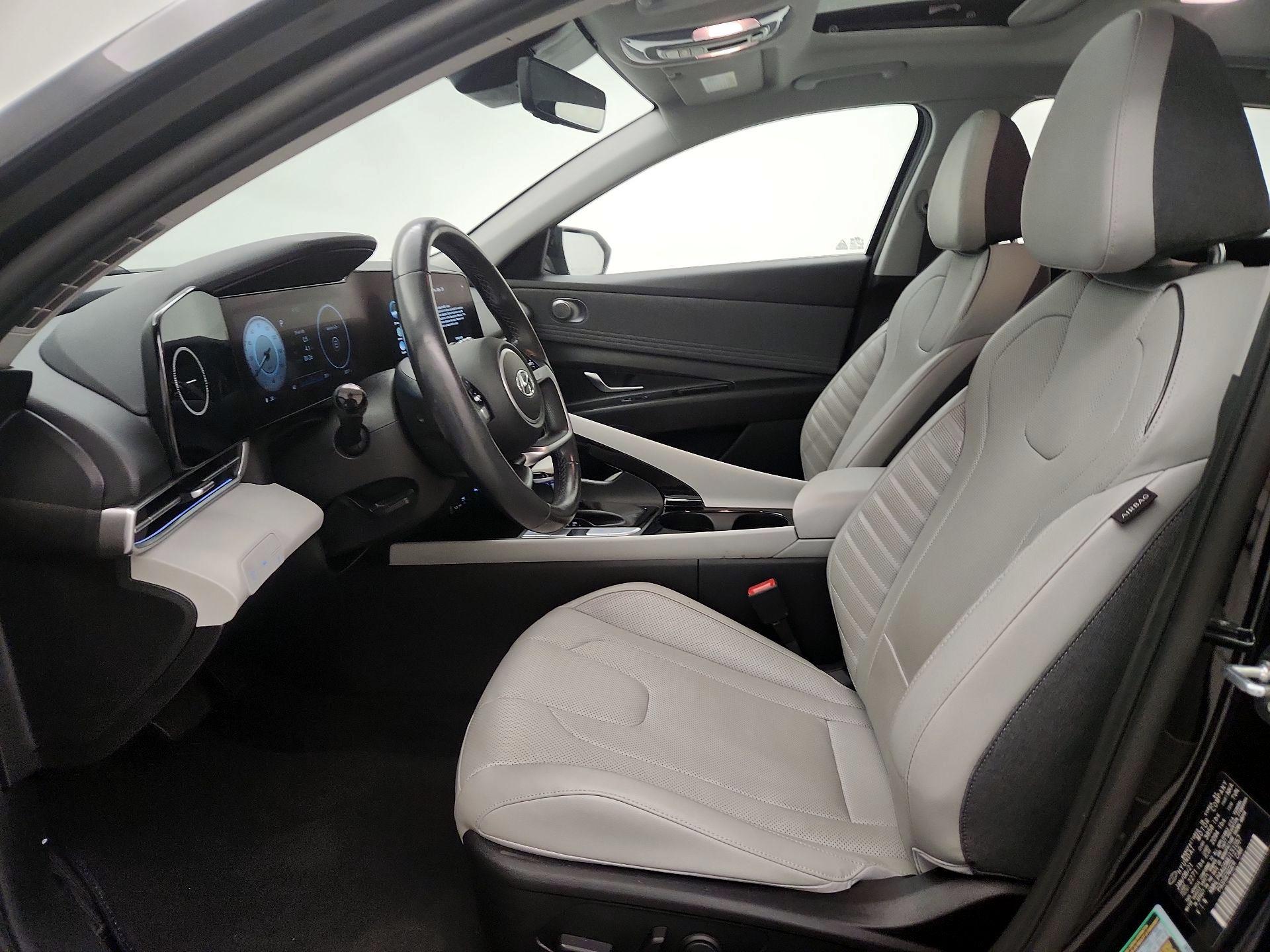 Thumbnail: 2021 Hyundai Elantra - 11