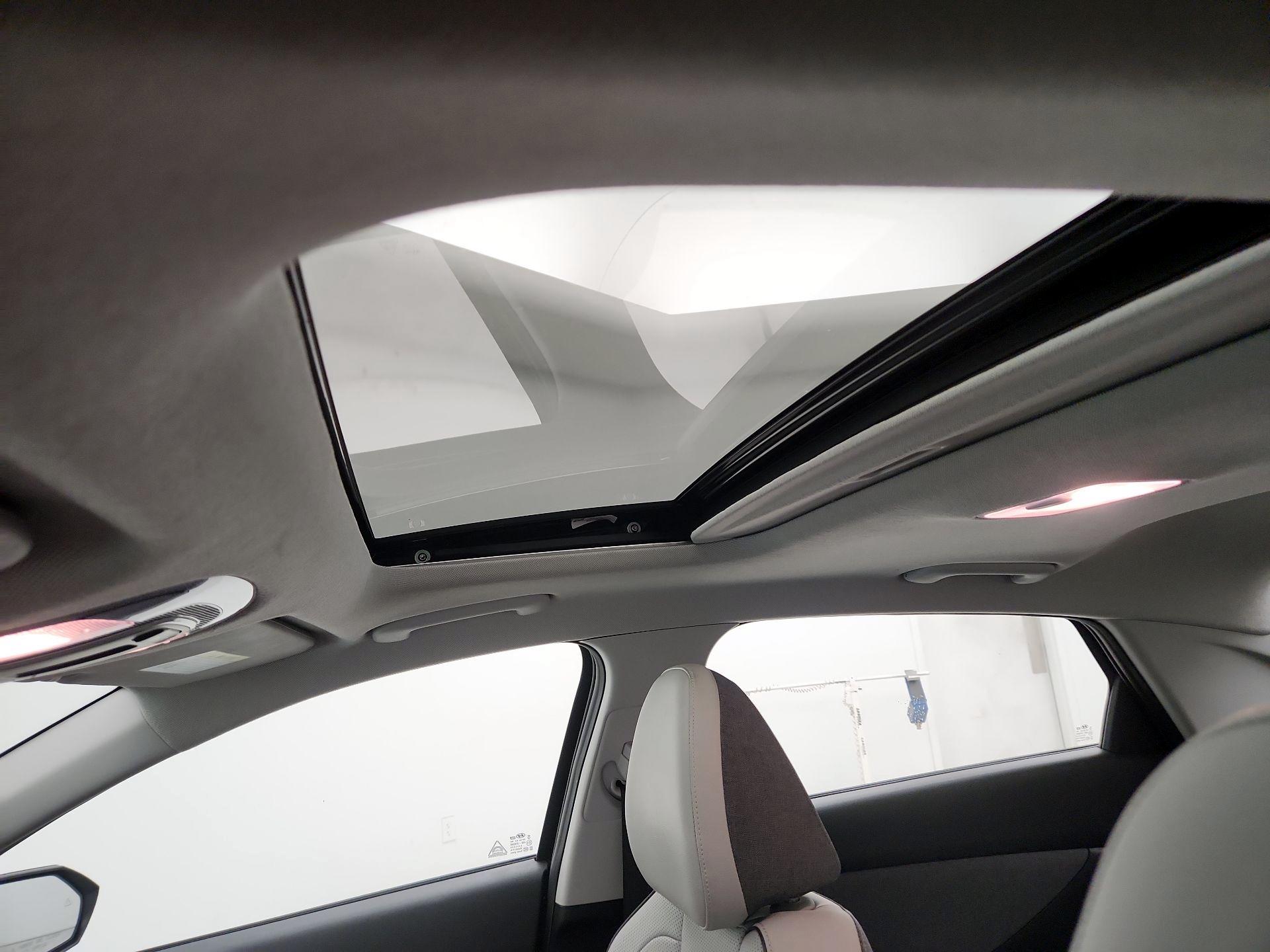 Thumbnail: 2021 Hyundai Elantra - 20