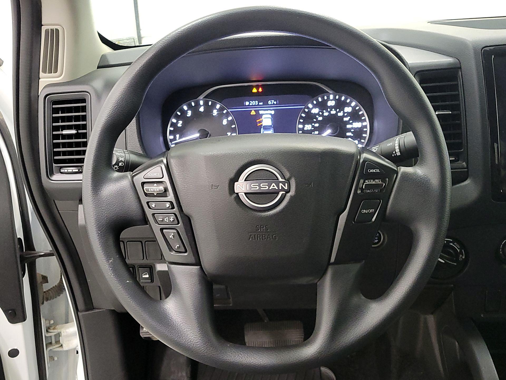 Thumbnail: 2023 Nissan Frontier - 10