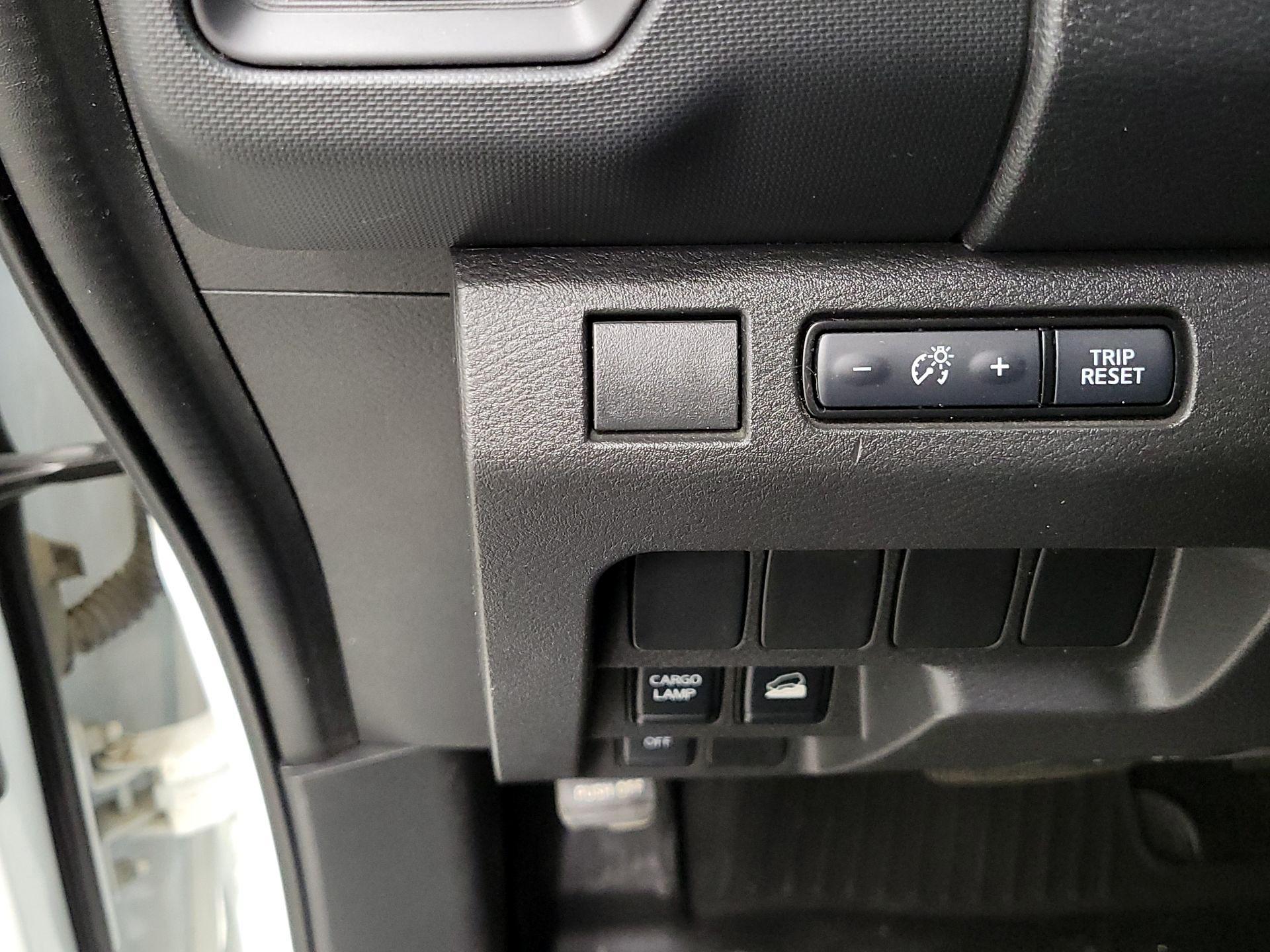 Thumbnail: 2023 Nissan Frontier - 13