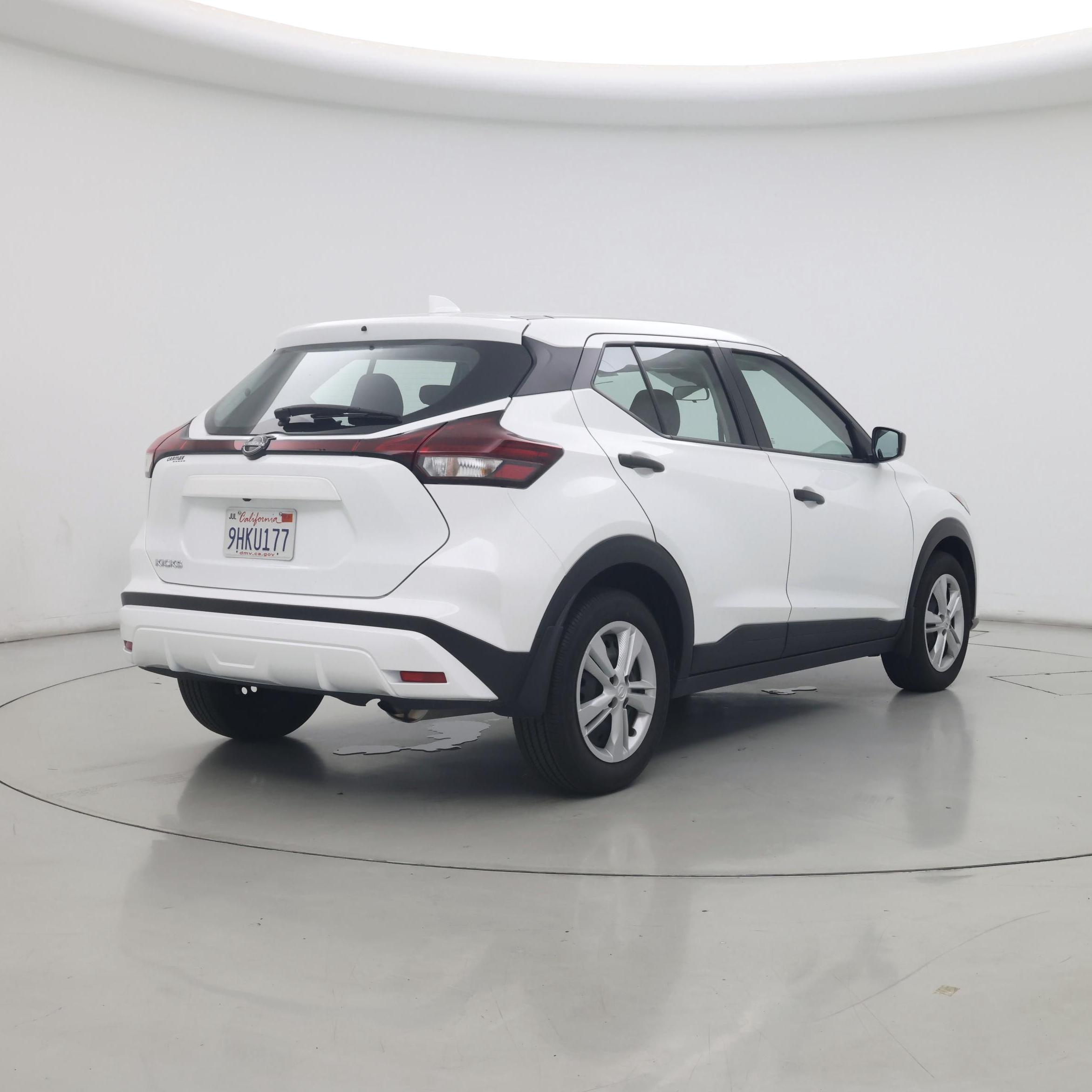 Thumbnail: 2023 Nissan Kicks - 8